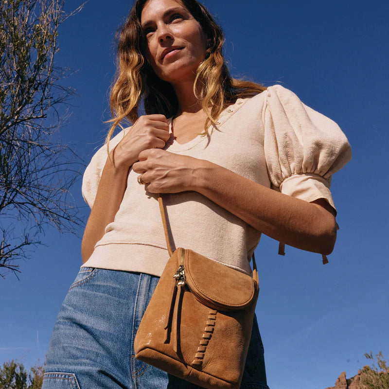 Hobo | Fern Crossbody | Whiskey