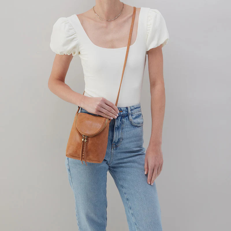 Hobo | Fern Crossbody | Whiskey