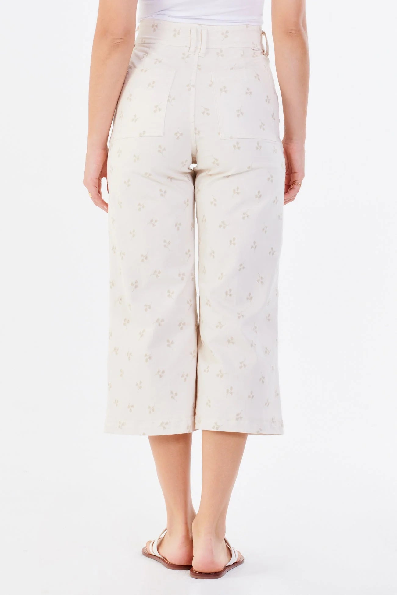 Dear John | Audrey | Super High Rise | Cropped