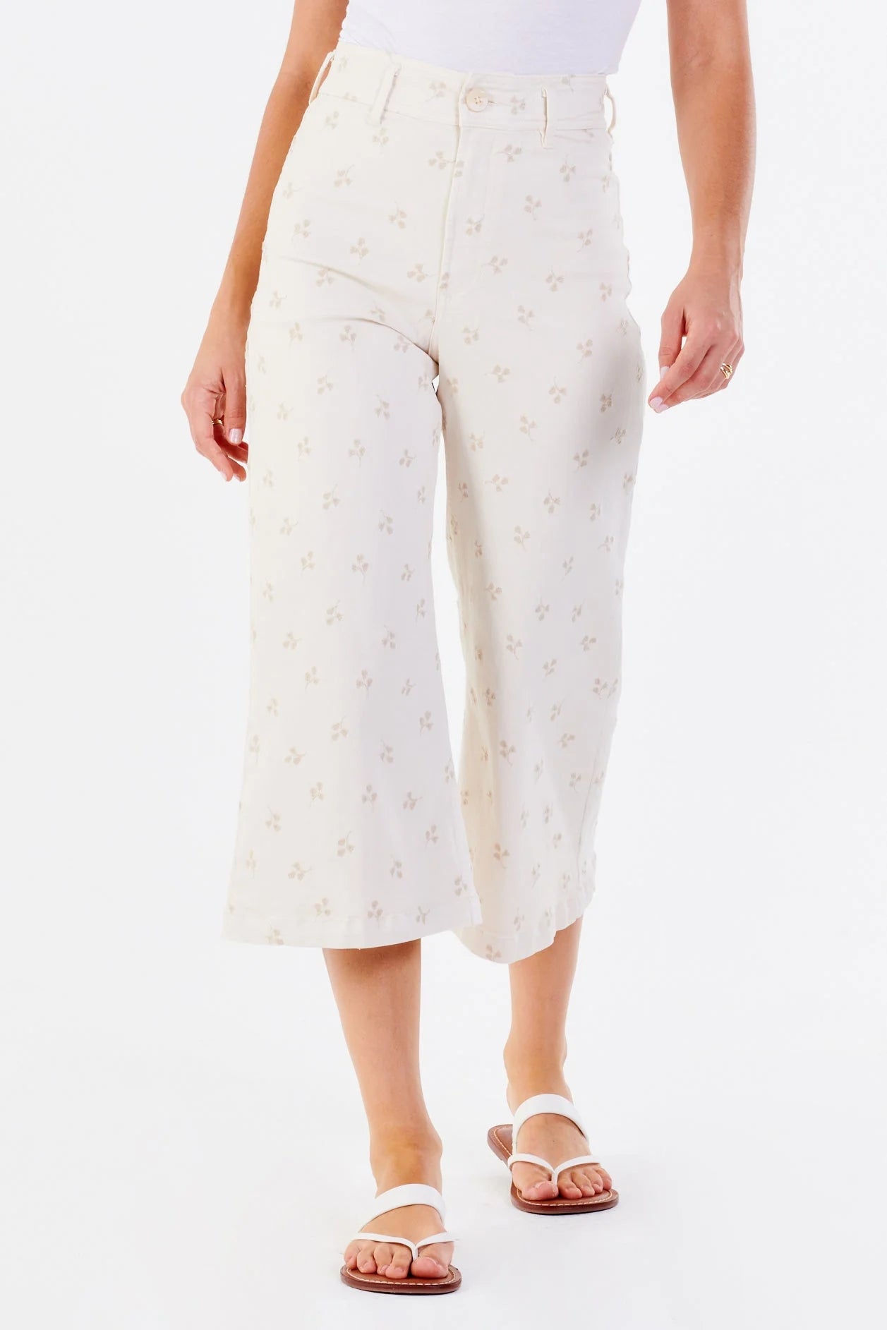 Dear John | Audrey | Super High Rise | Cropped
