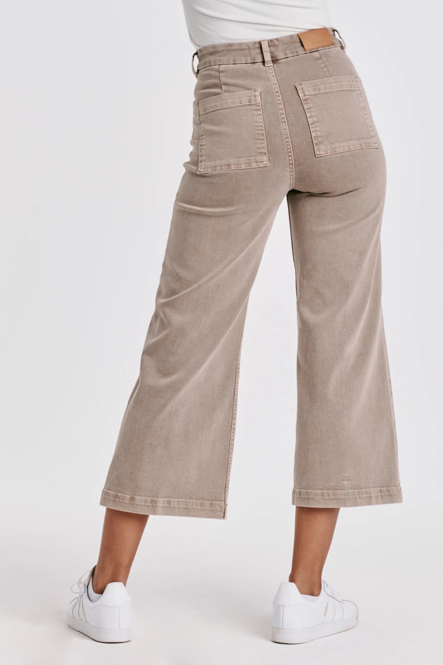Dear John | Audrey | Super High Rise | Cropped