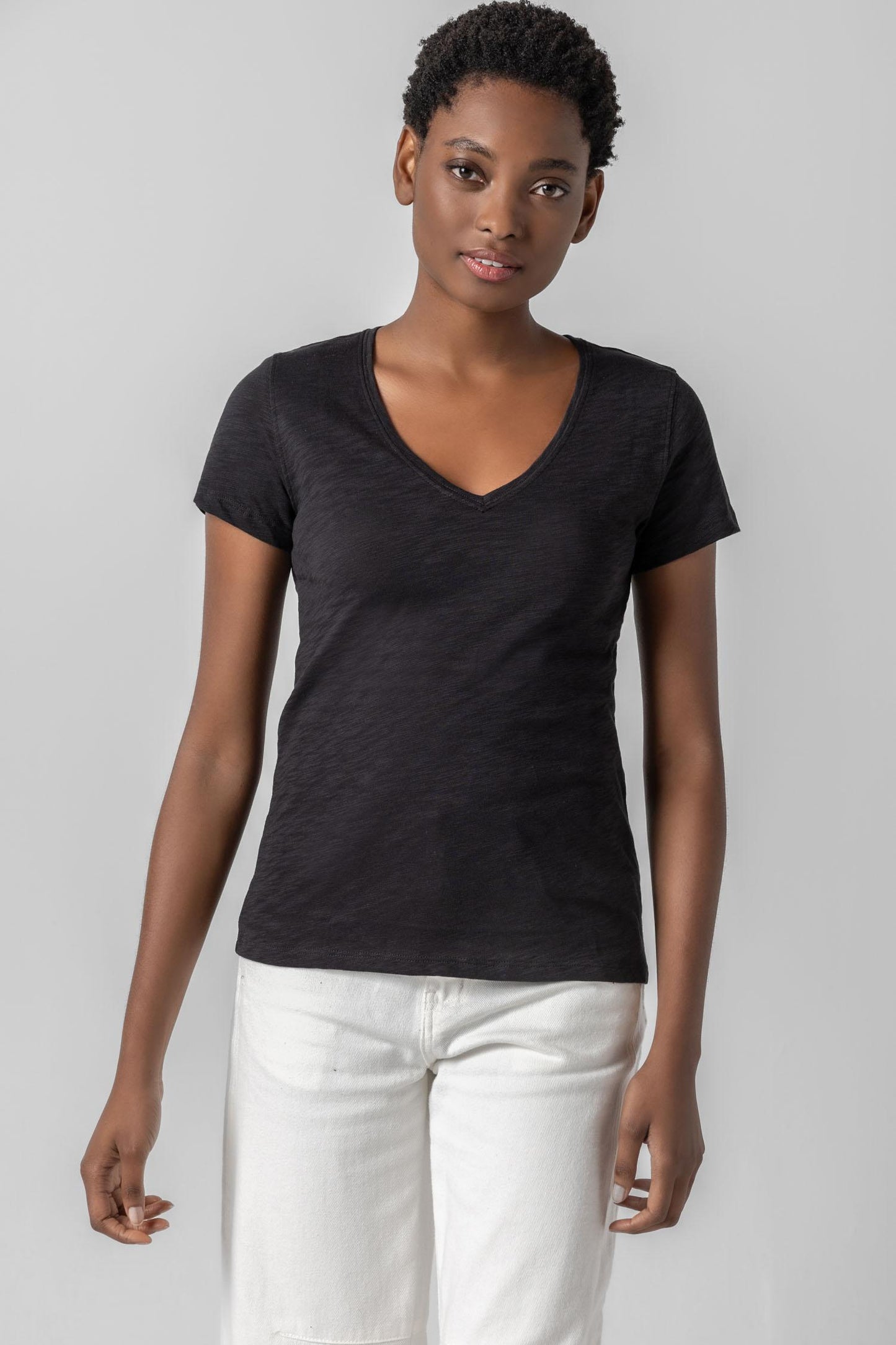 Lilla P | V-Neck SS Back Seam Tee | 2170