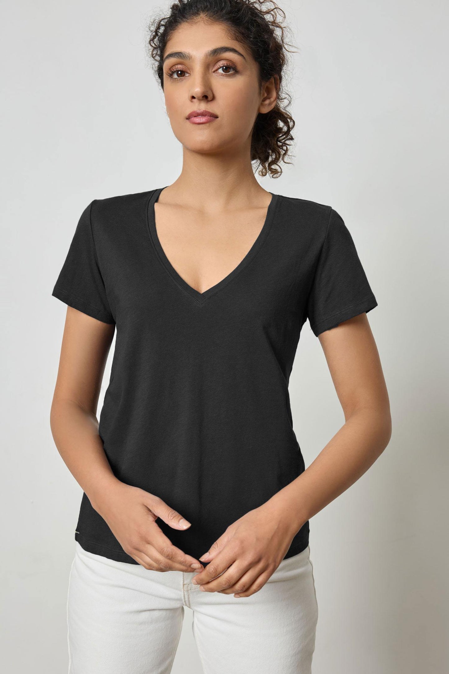 Lilla P | Short Sleeve V-Neck | 2926