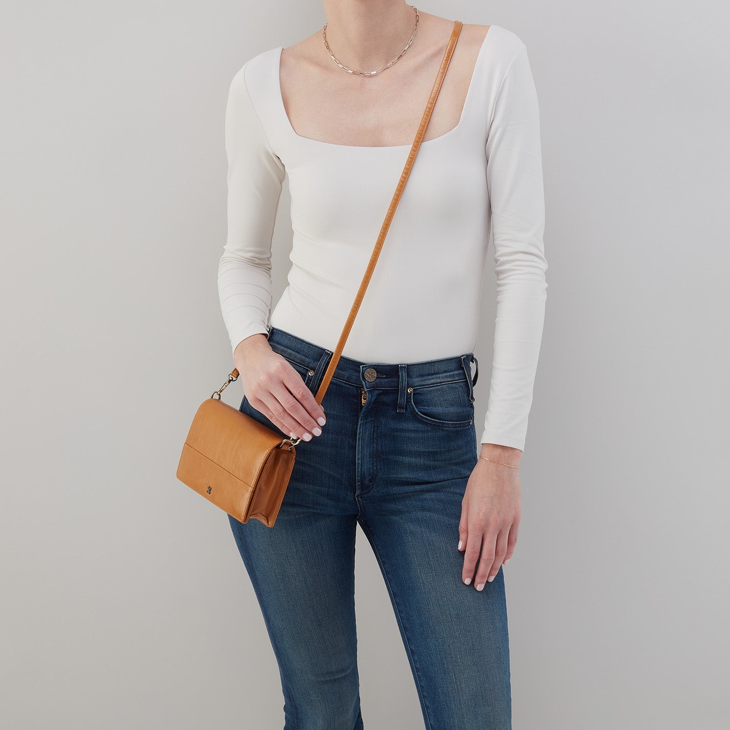 HOBO | Jill Phone Crossbody