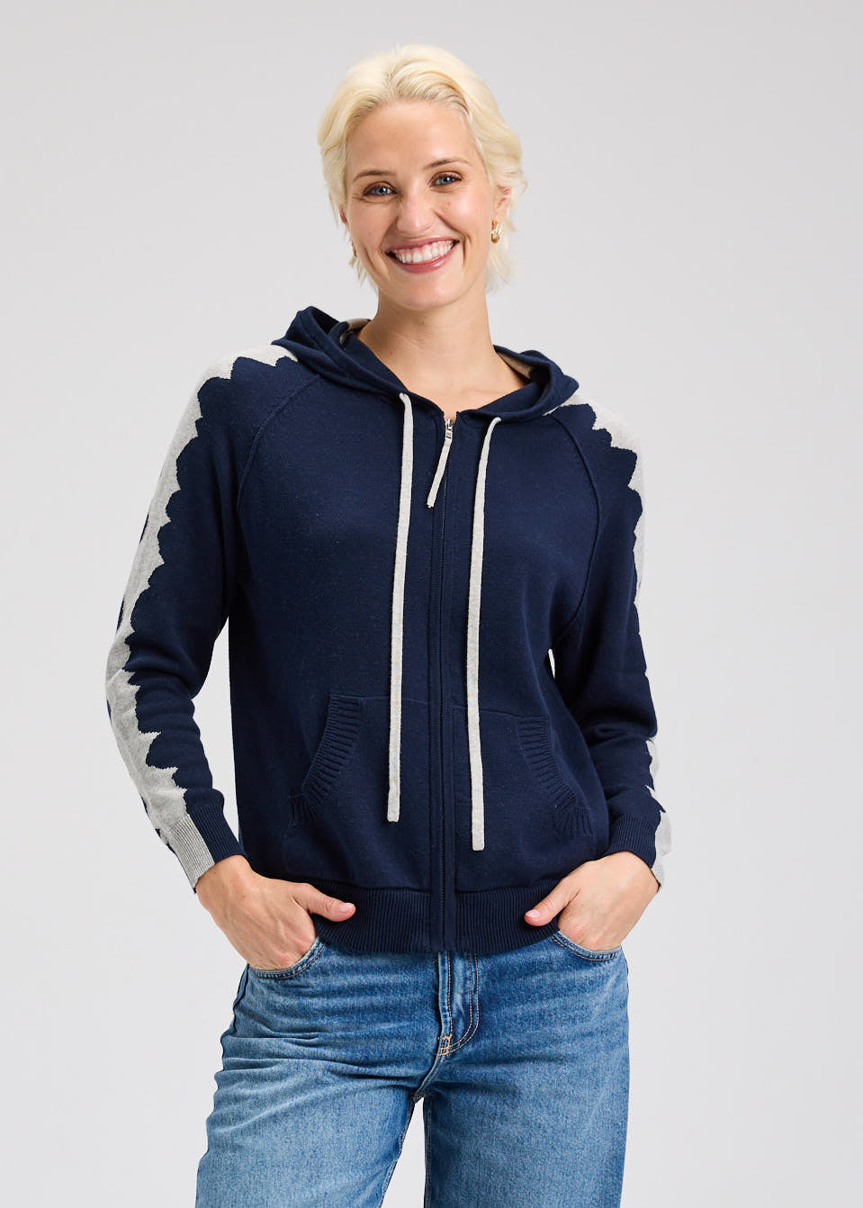 Zaket & Plover | Jaggerd Edge Hoodie