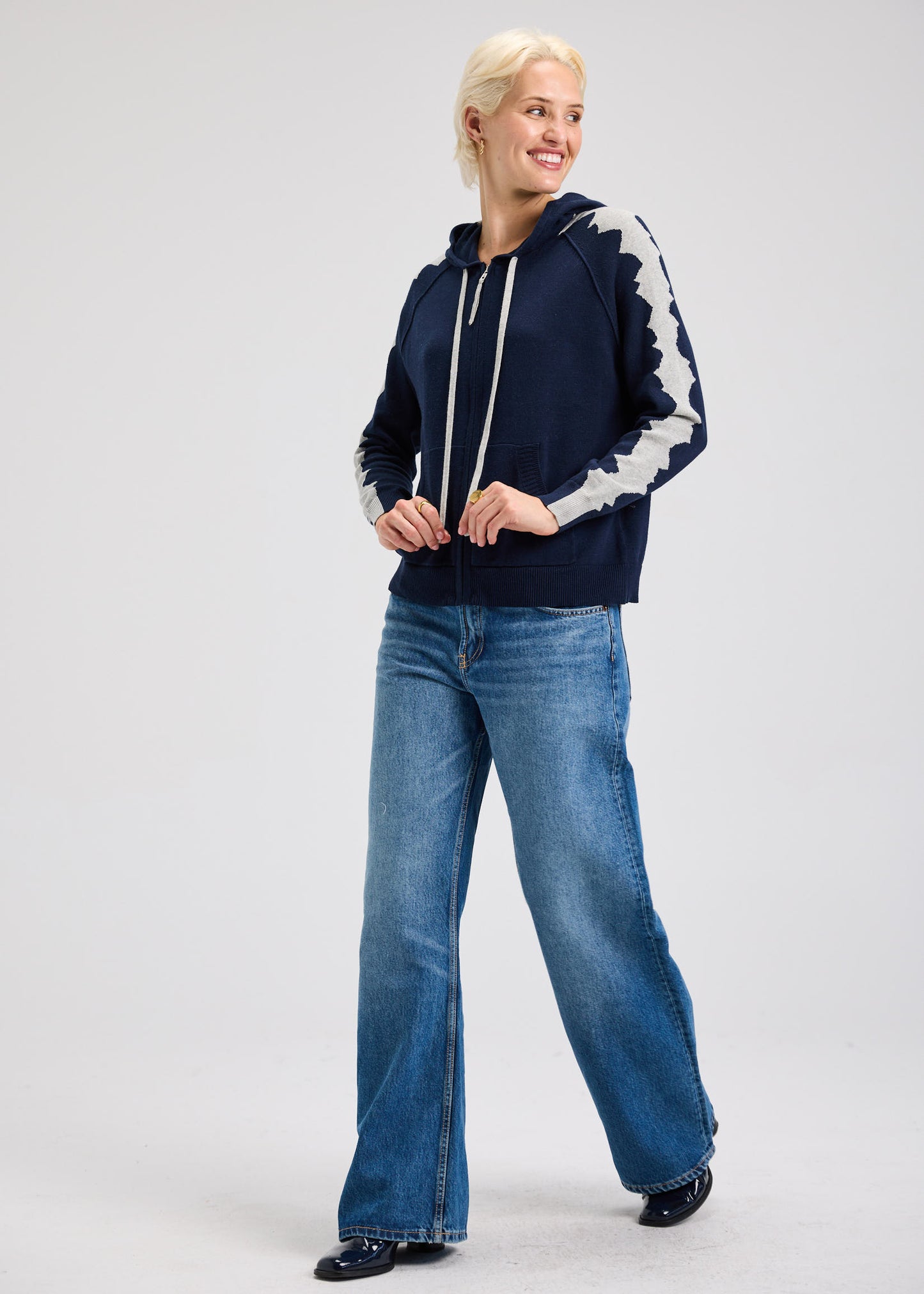 Zaket & Plover | Jaggerd Edge Hoodie