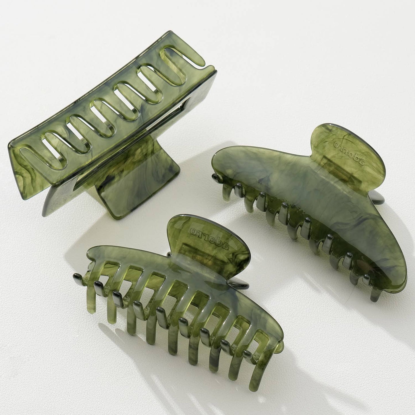 
                  
                    Jade Green Large - Assorted Claw Clips: Assorted
                  
                