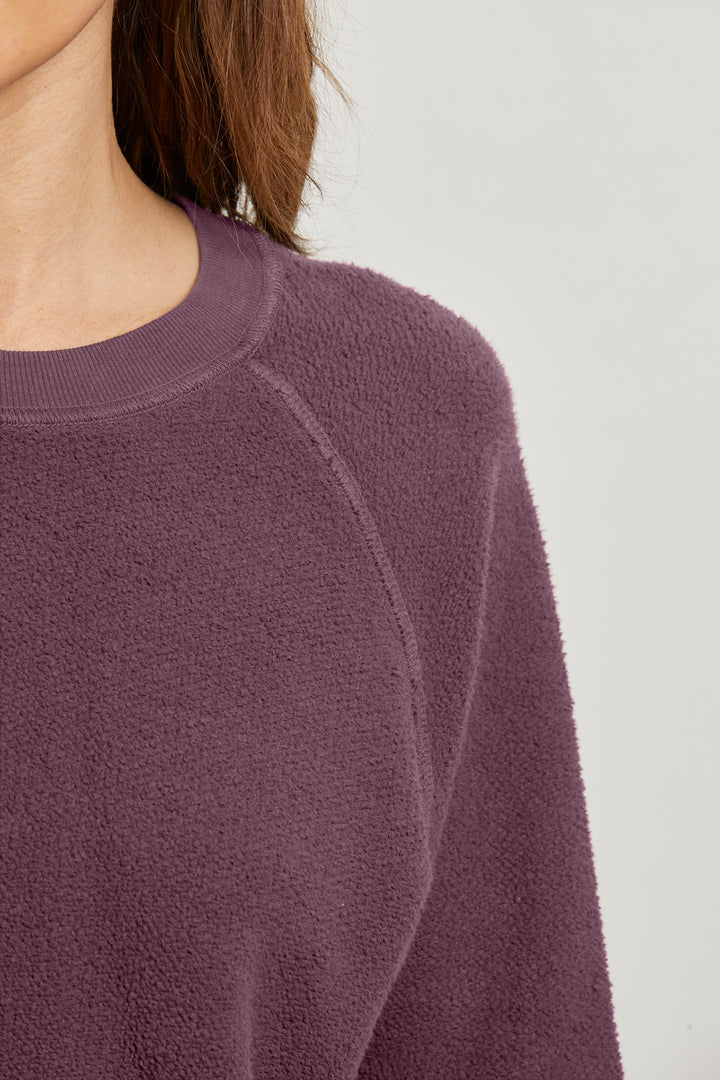 
                  
                    Perfectwhitetee| Ziggy Reverse Fleece L/S Shrunken Crew
                  
                