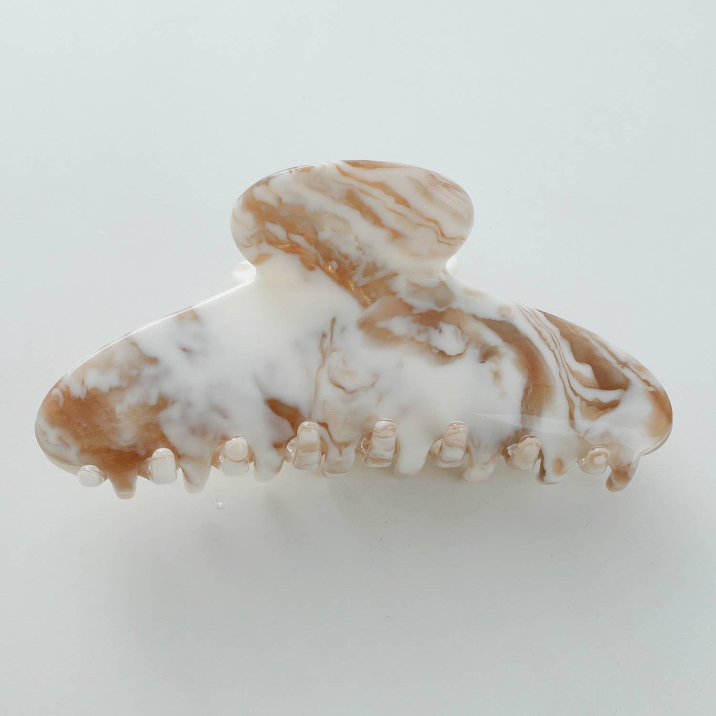 
                  
                    Calacatta Gold Large - Assorted Claw Clips: Assorted
                  
                