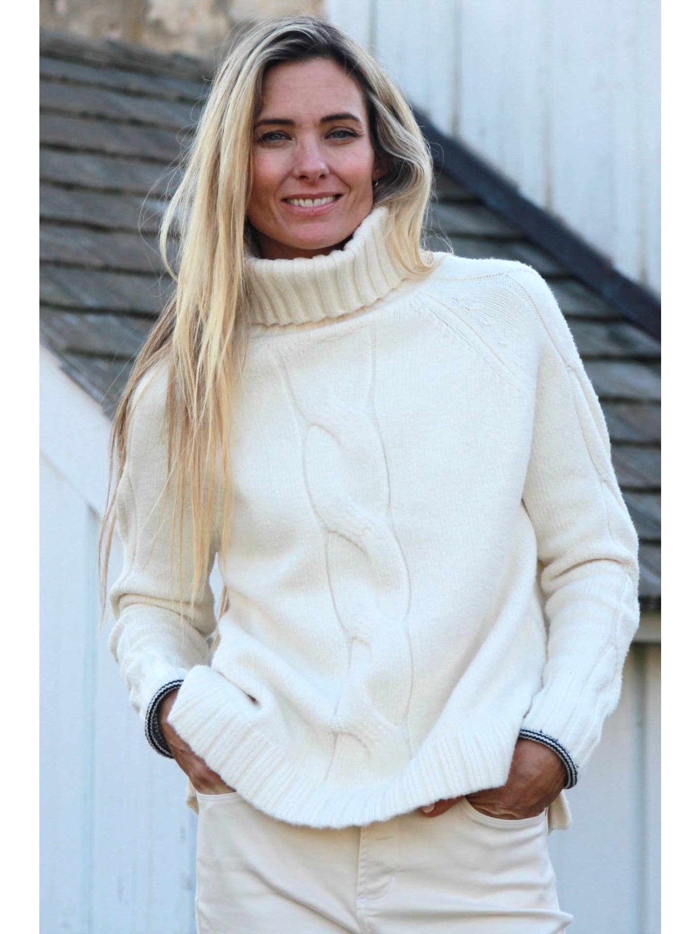 
                  
                    Islefield | Jones Turtleneck Sweater | Ivory
                  
                