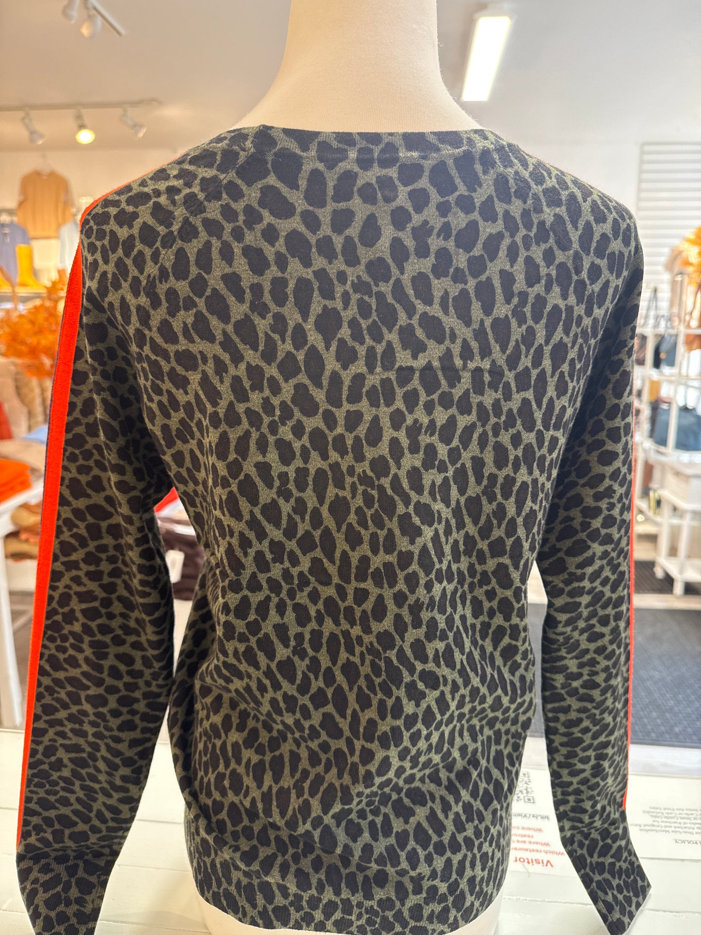
                  
                    J. Society | Cheetah Crew Sweater W/stripe |30003
                  
                