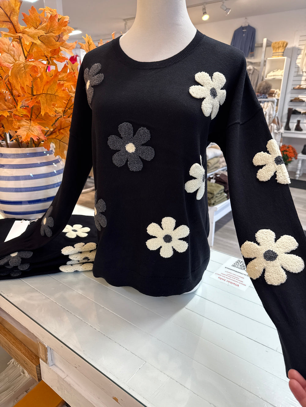 J.Society | Flower Crew Sweater | 22072