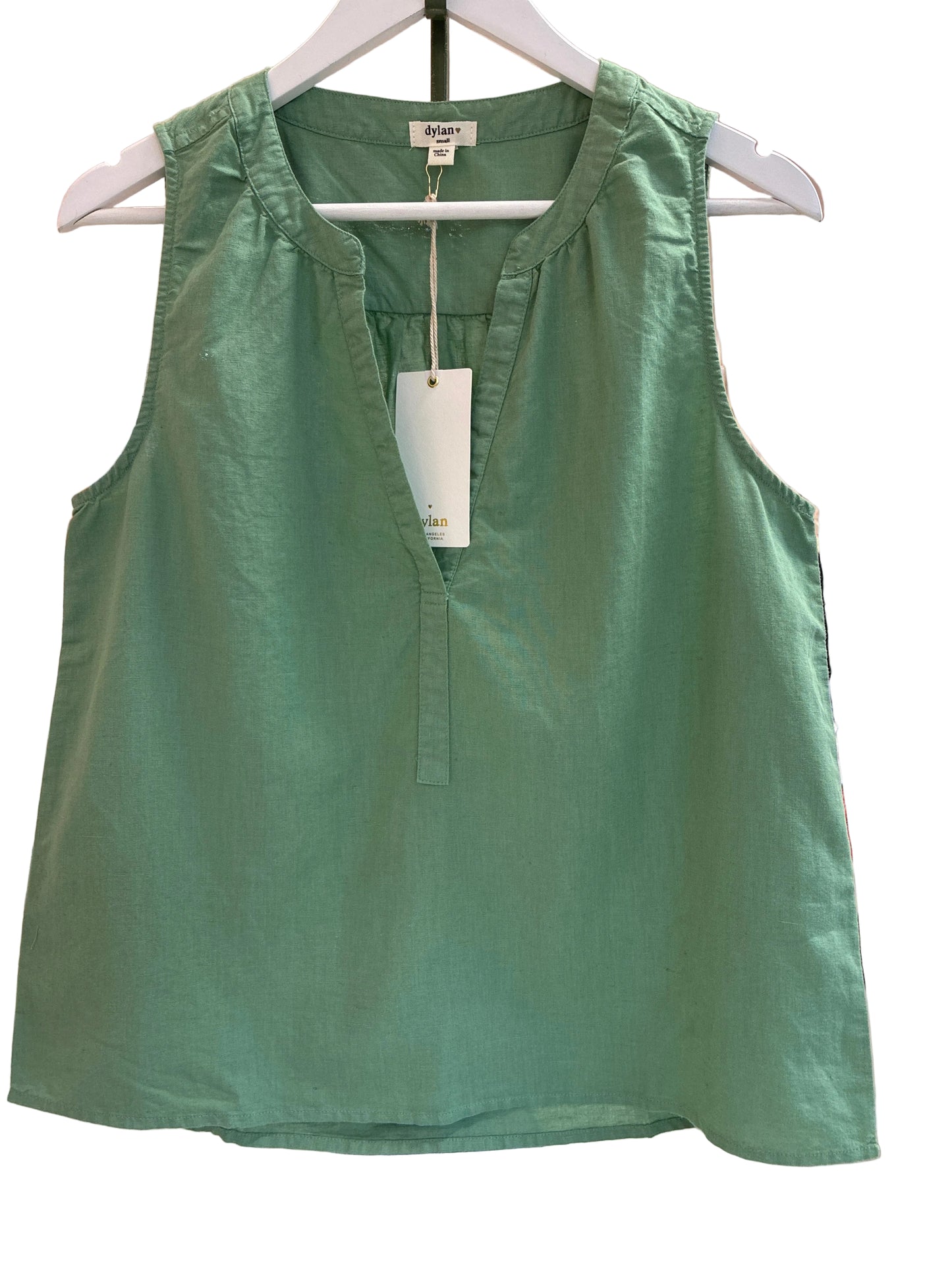 
                  
                    Dylan | Isla Sleeveless Top | Green
                  
                