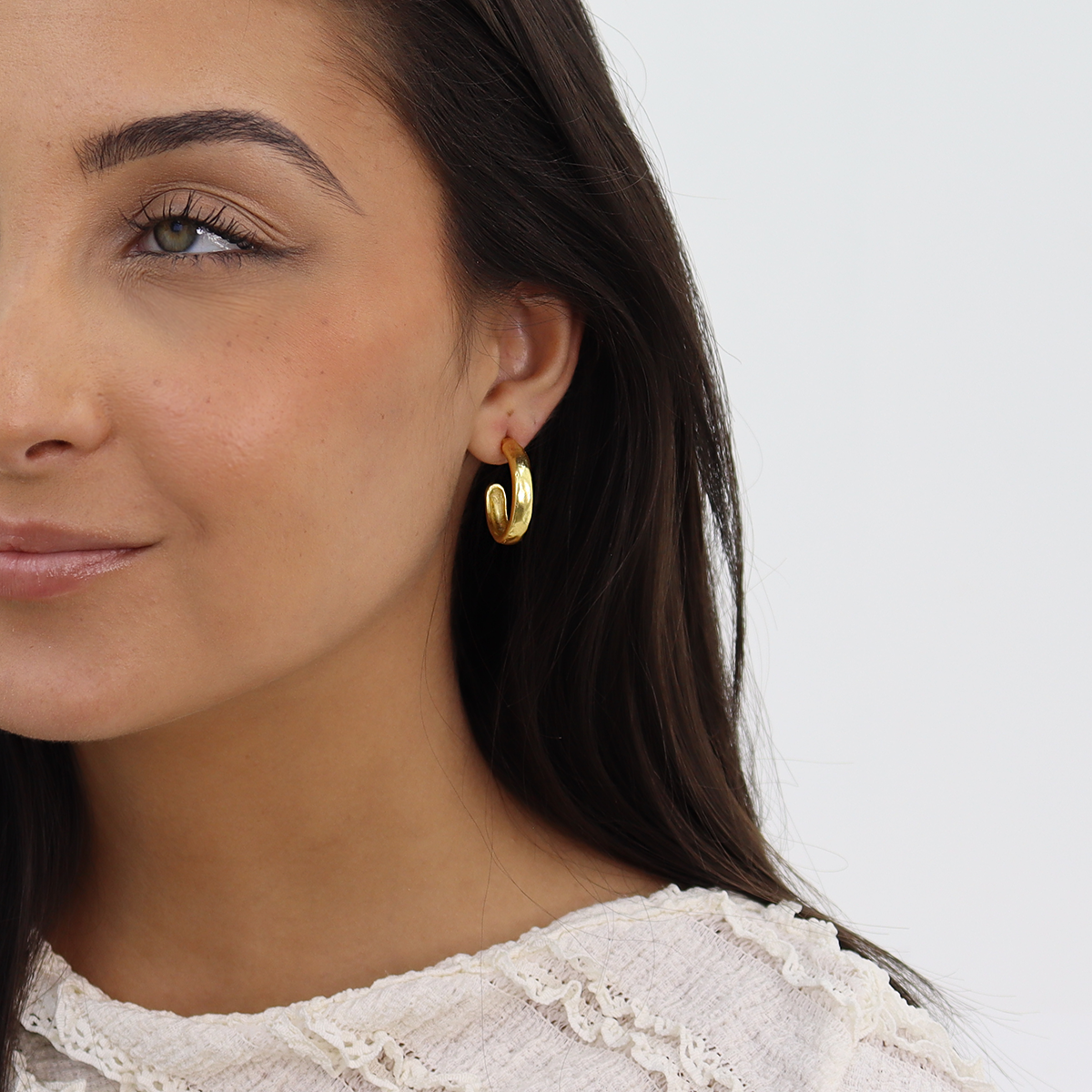 
                  
                    Small Polished Hoop - 24K Gold Plated: Gold
                  
                