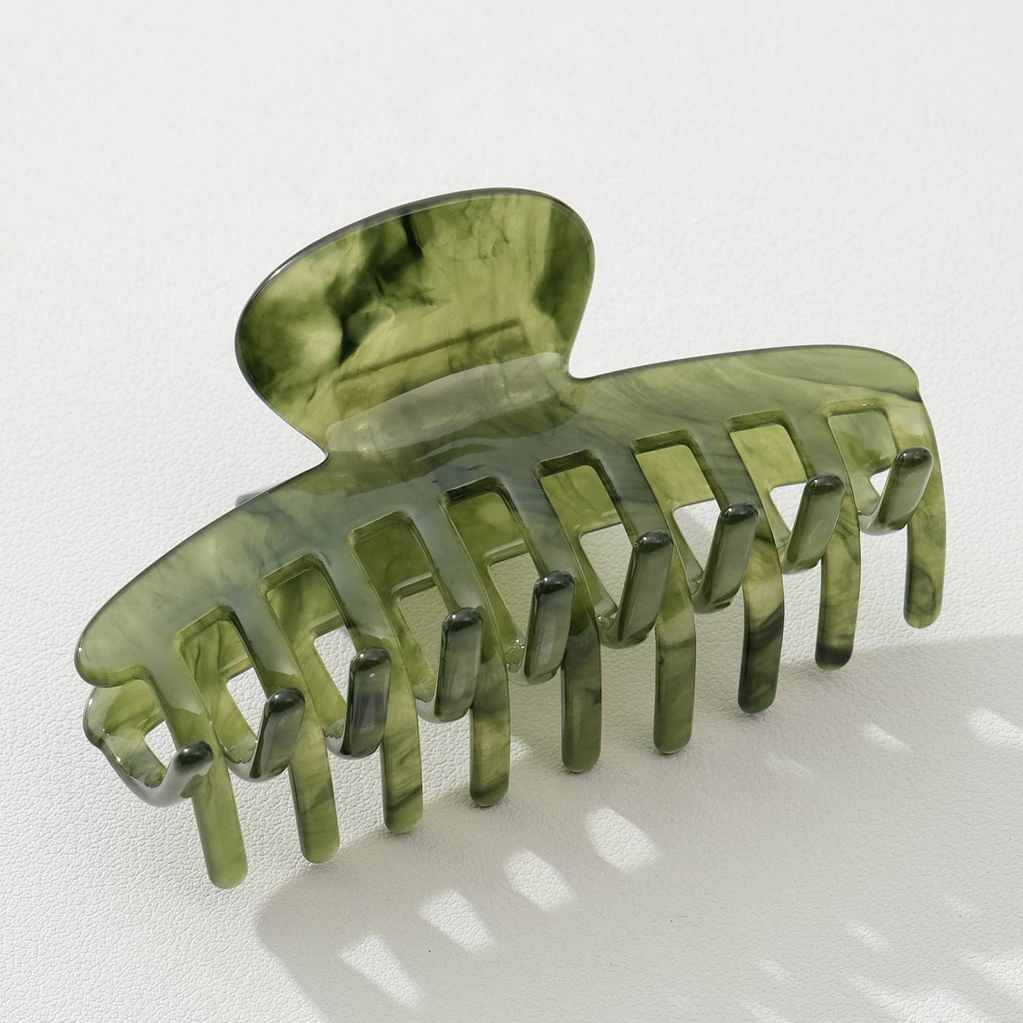 
                  
                    Jade Green Large - Assorted Claw Clips: Assorted
                  
                