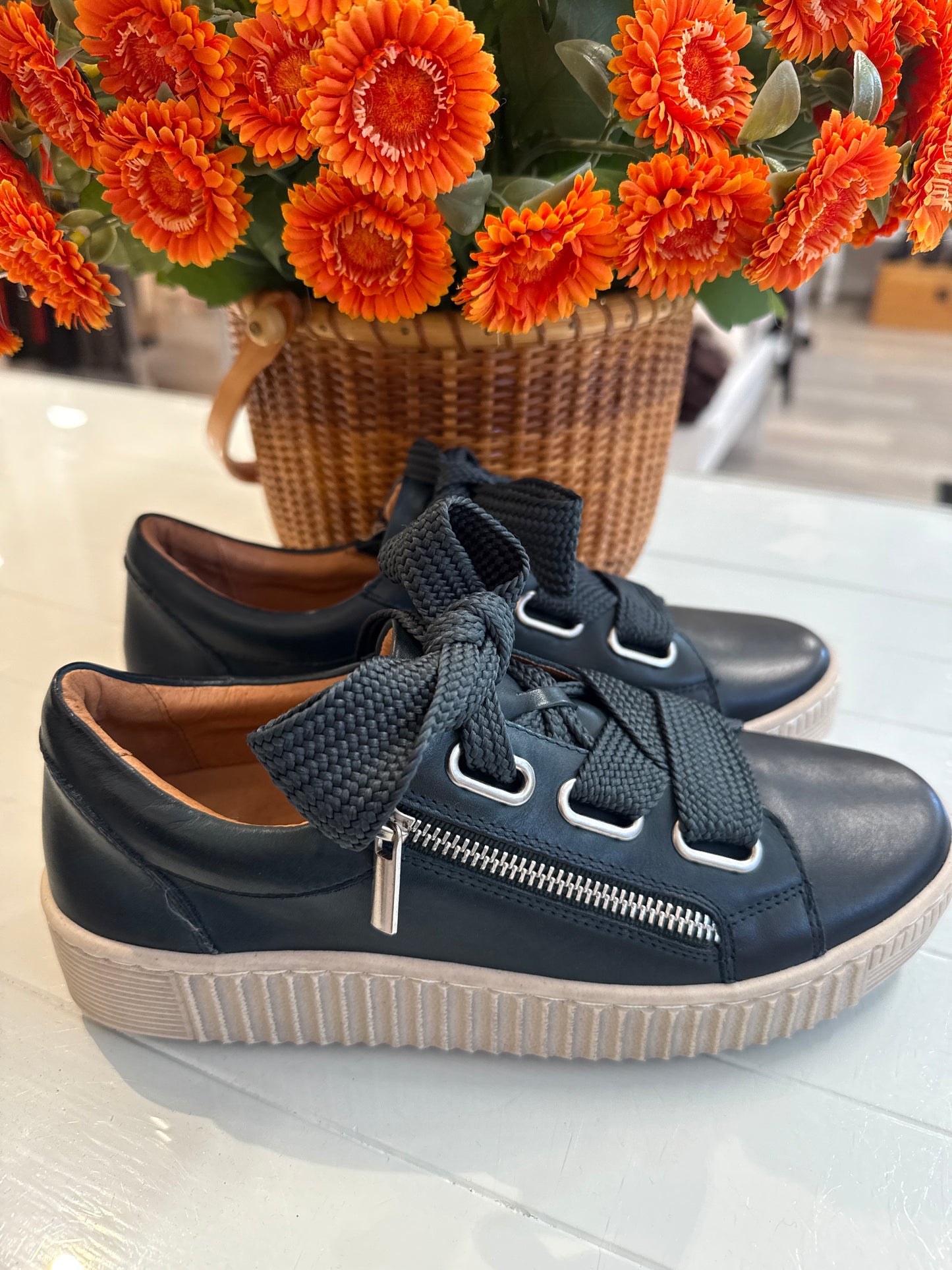 
                  
                    EOS | Jovi Sneaker | Ocean
                  
                