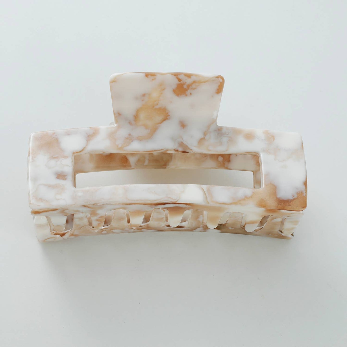 
                  
                    Calacatta Gold Large - Assorted Claw Clips: Assorted
                  
                