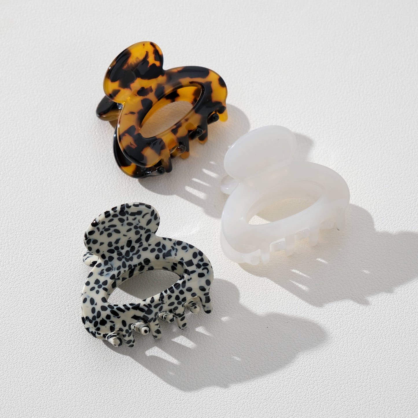 
                  
                    Lucie Core Bubble Claw Clip - Mini: Assorted
                  
                
