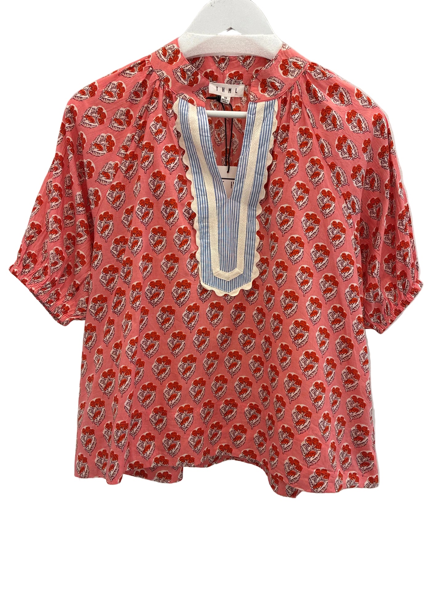 
                  
                    THML | S/S Patterned V-Neck Top | Pink
                  
                