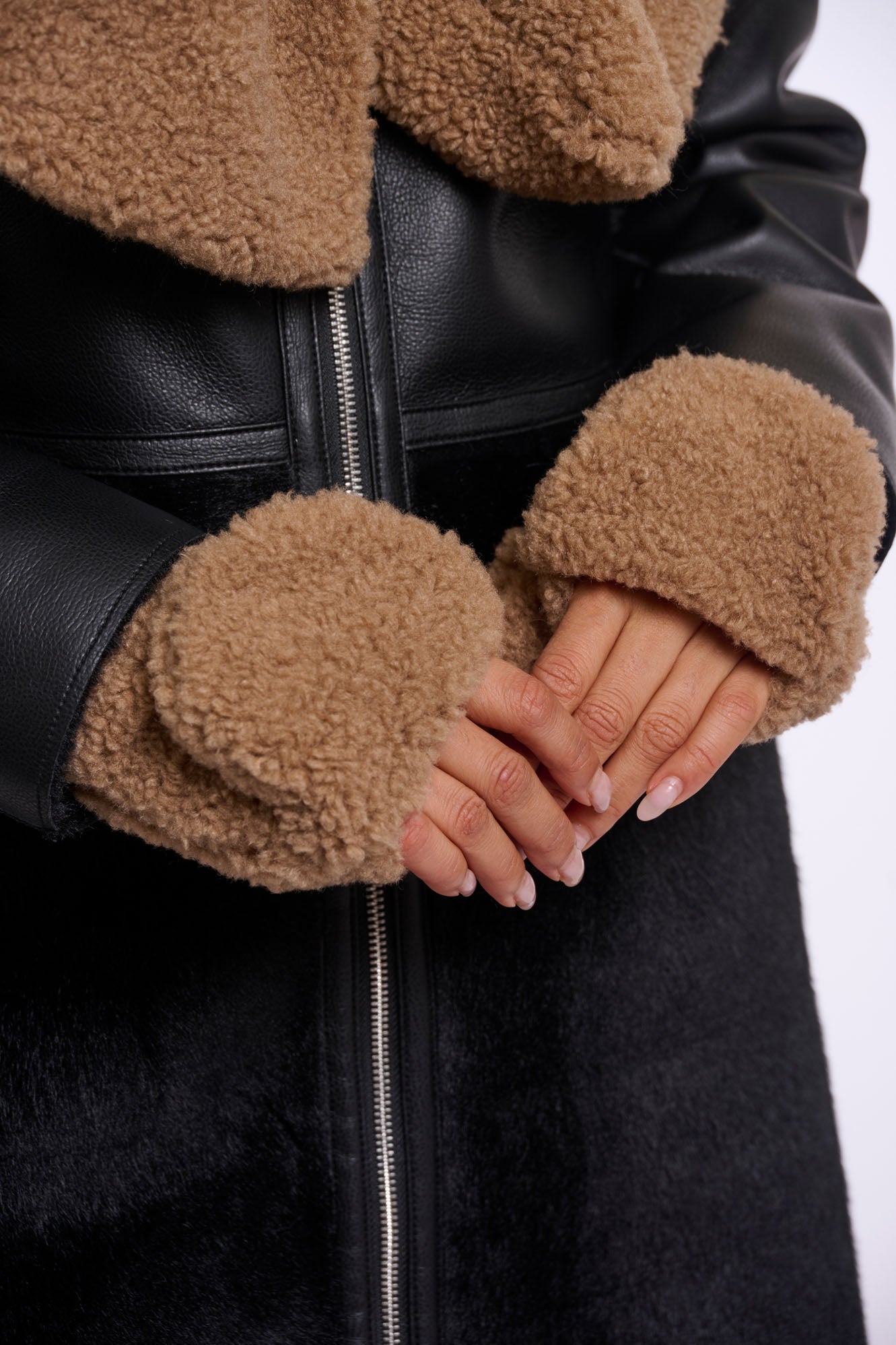 
                  
                    Rino&Pelle | Aleida Gloves
                  
                