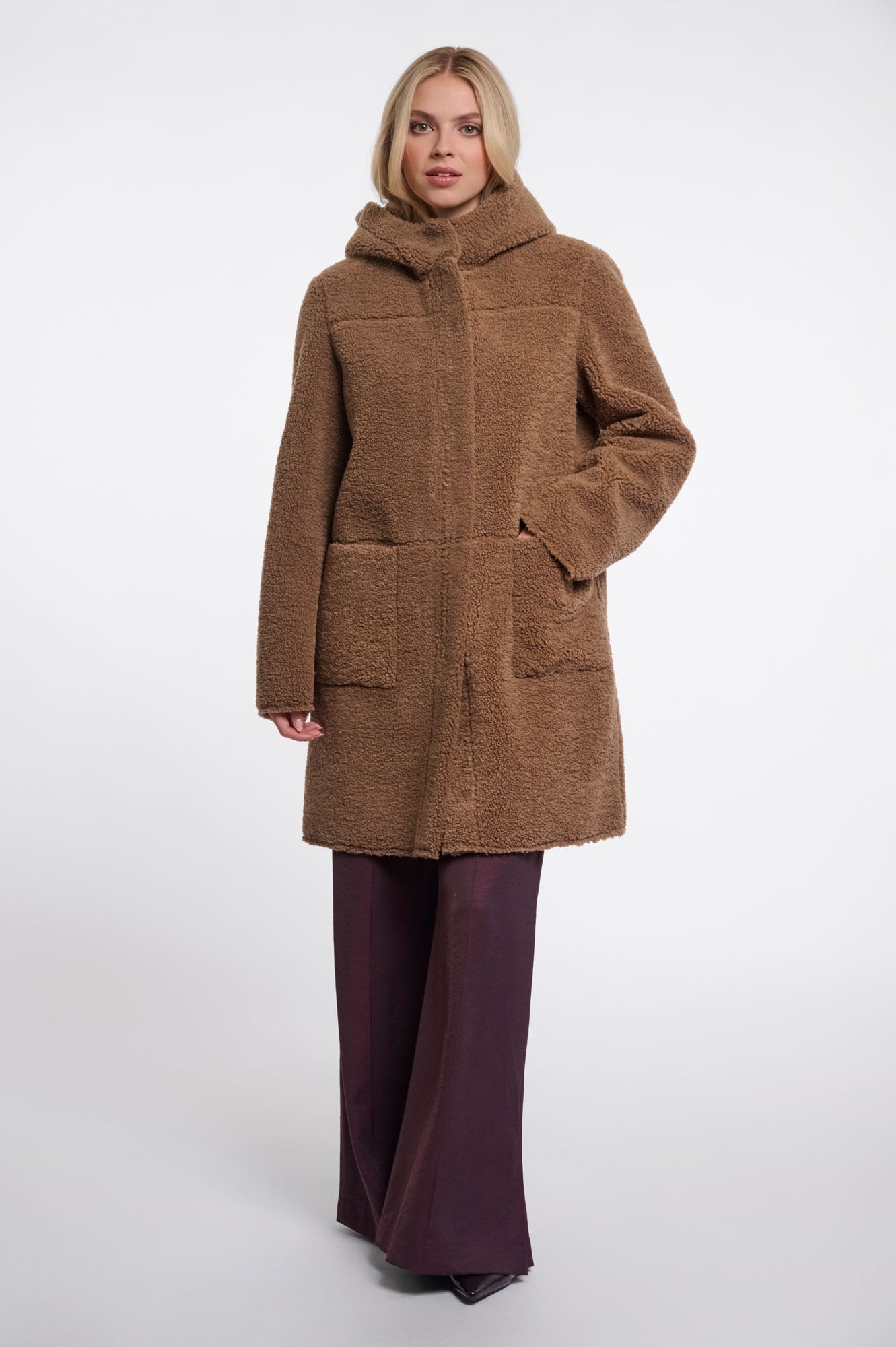 
                  
                    Reno & Pelle | Alina Reversible Hoodie| Mocha
                  
                