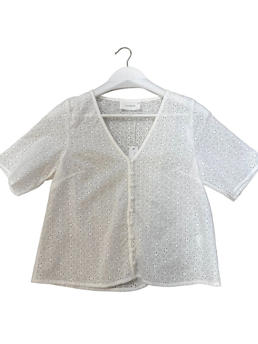 Six-Fifty | Adrian | Eyelet Button Top | White – Sudies