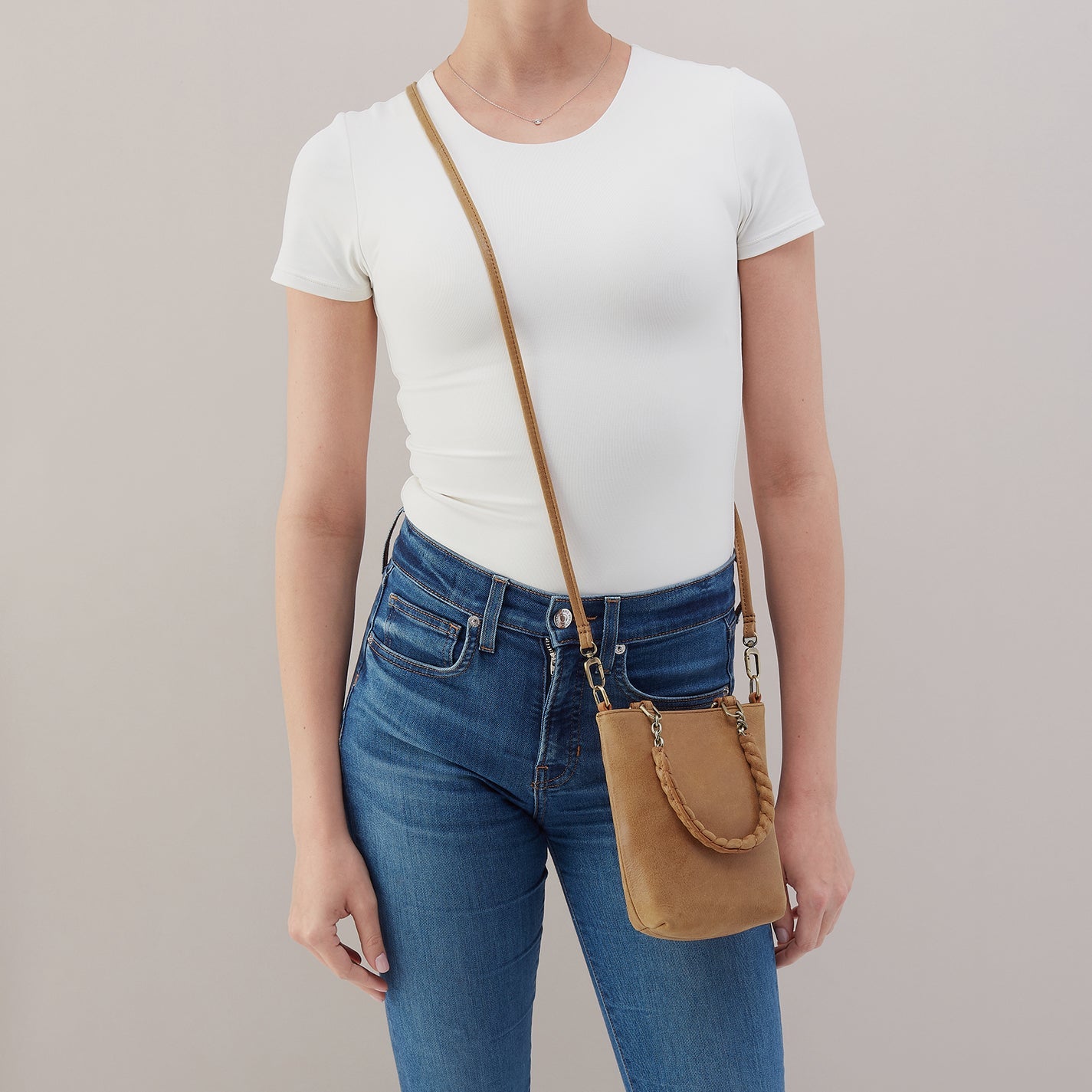 
                  
                    HOBO | Tennessee Mini Bag | Whiskey
                  
                