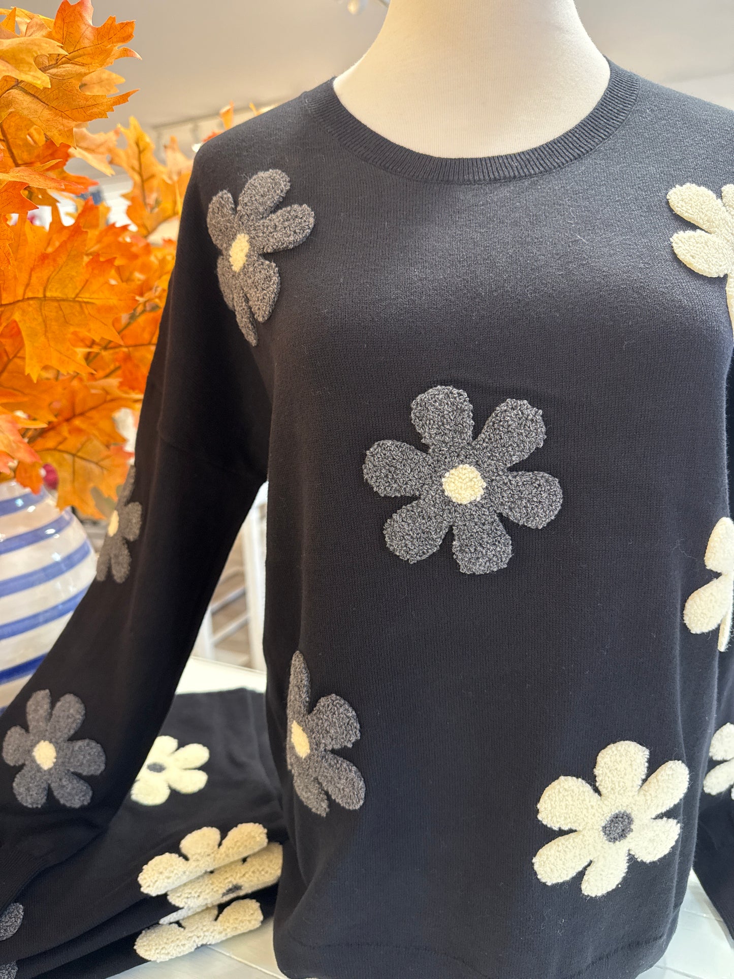 
                  
                    J.Society | Flower Crew Sweater | 22072
                  
                