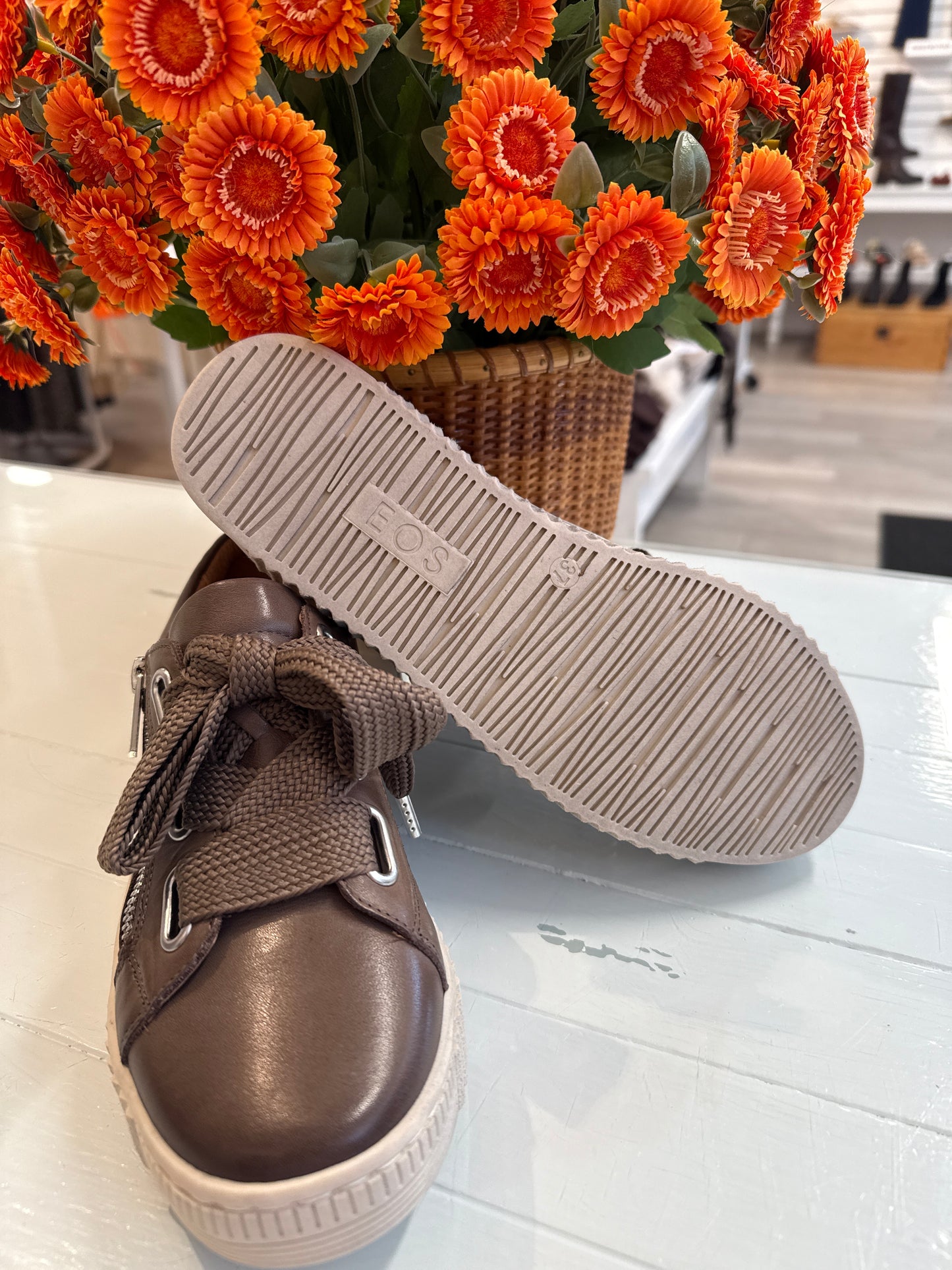 
                  
                    EOS | Jovi Sneaker | Dark Taupe
                  
                