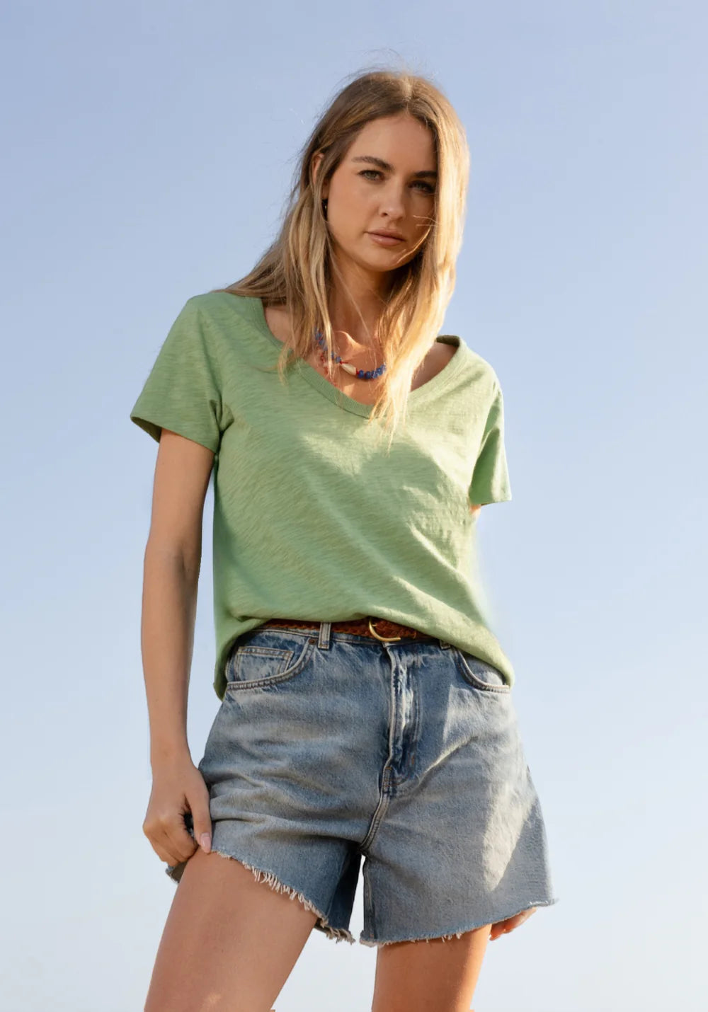 
                  
                    Dylan | S/S Deep V-Tee
                  
                