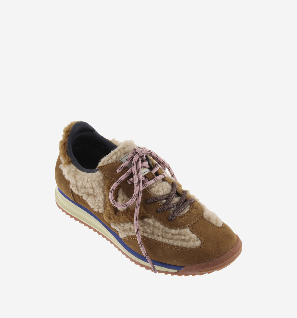 
                  
                    Victoria | Saturn Faux Shearling Sneaker | Beige
                  
                
