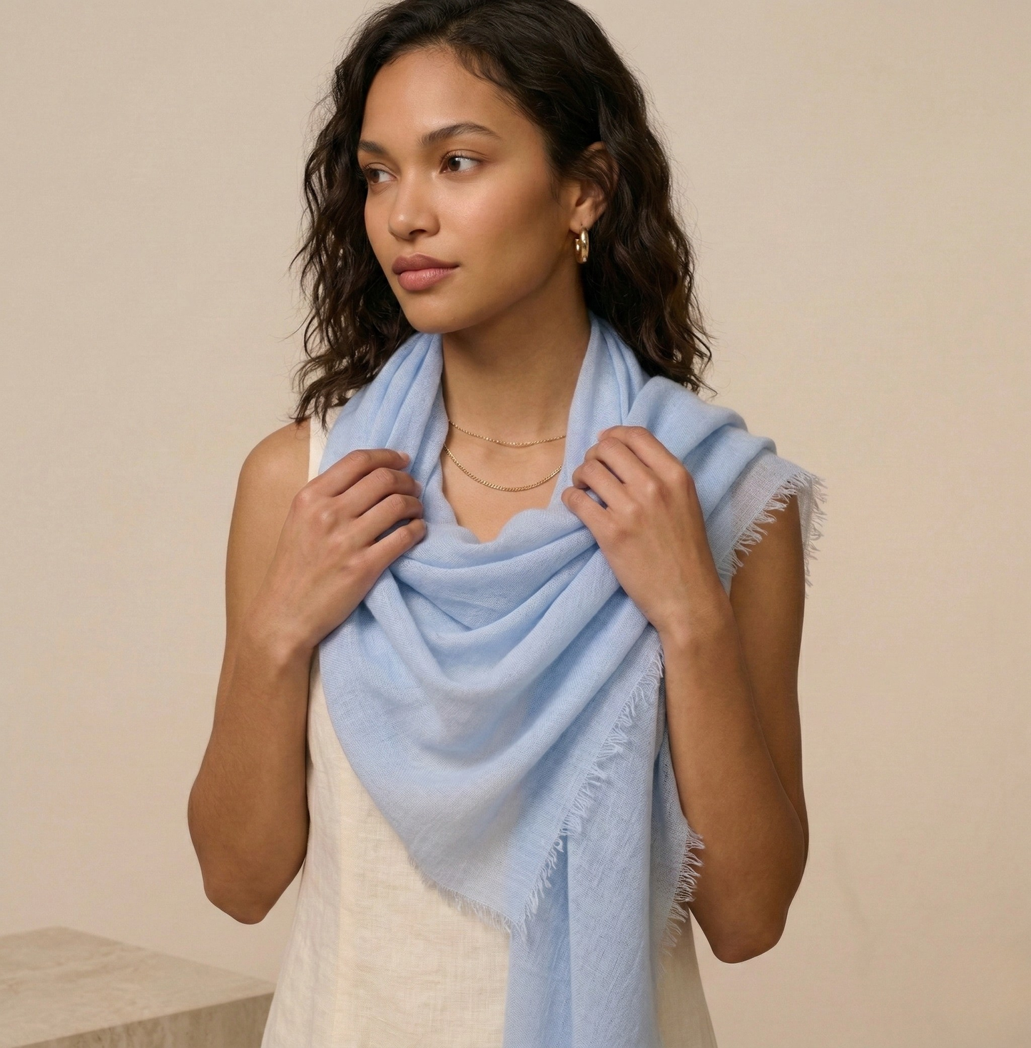 
                  
                    Lightweight Cashmere Spring/Summer Pashmina Wrap: Navy
                  
                