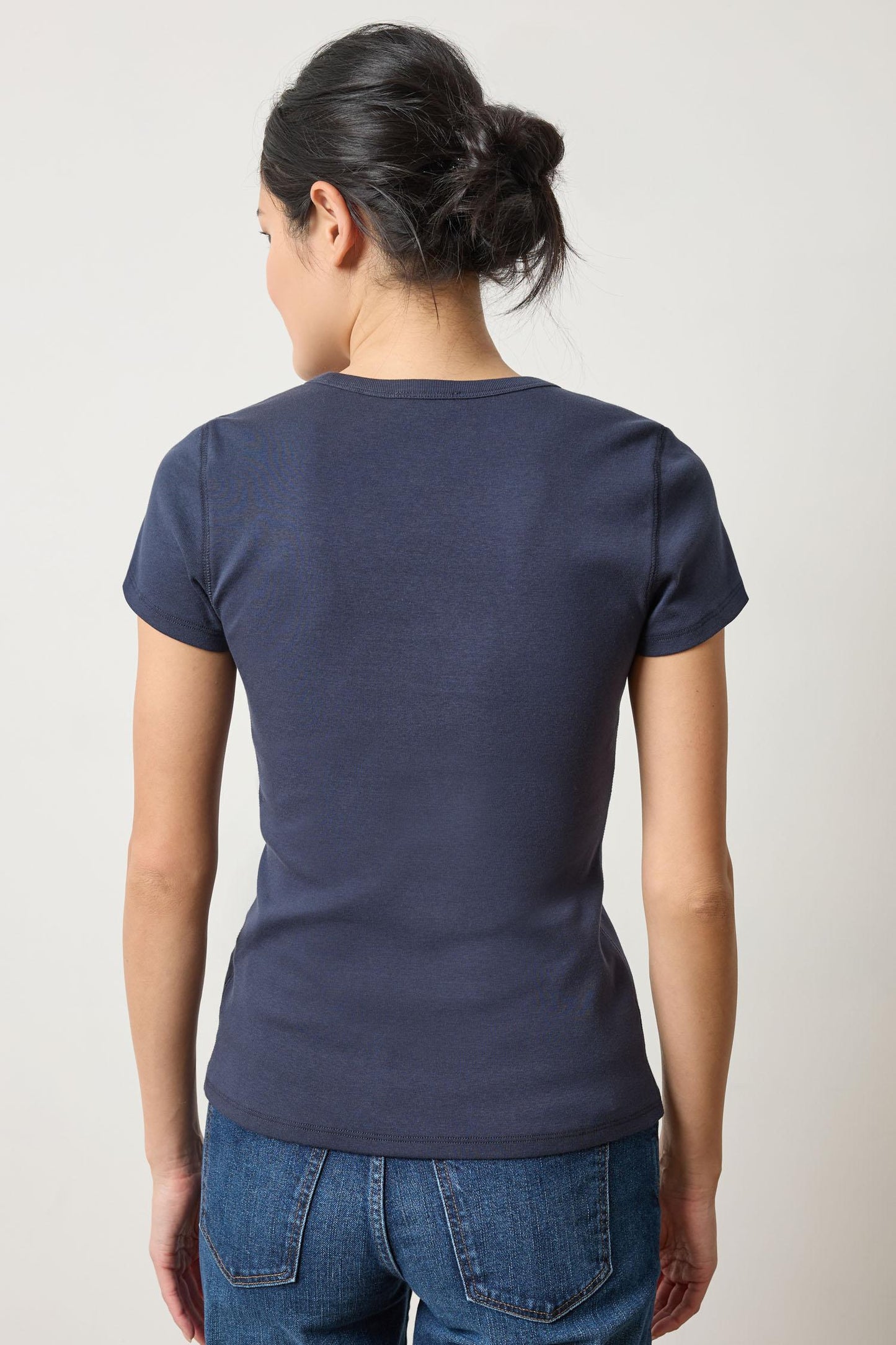 
                  
                    Lilla P | S/S V Neck | 3028
                  
                