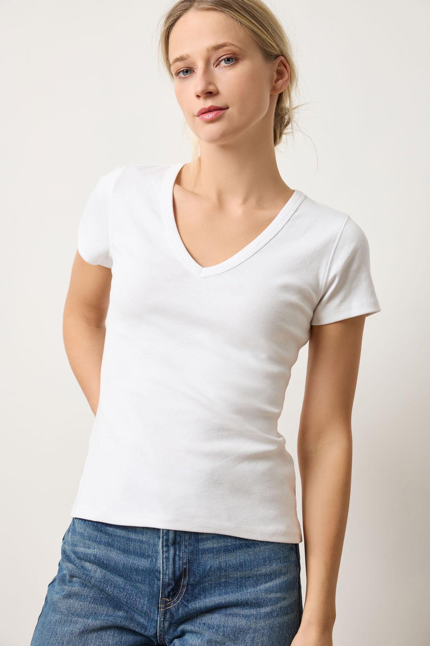 
                  
                    Lilla P | S/S V Neck | 3028
                  
                