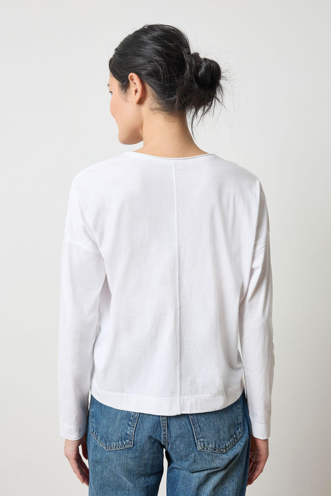 
                  
                    Lilla P | L/S Cut edge VNeck | 3055
                  
                