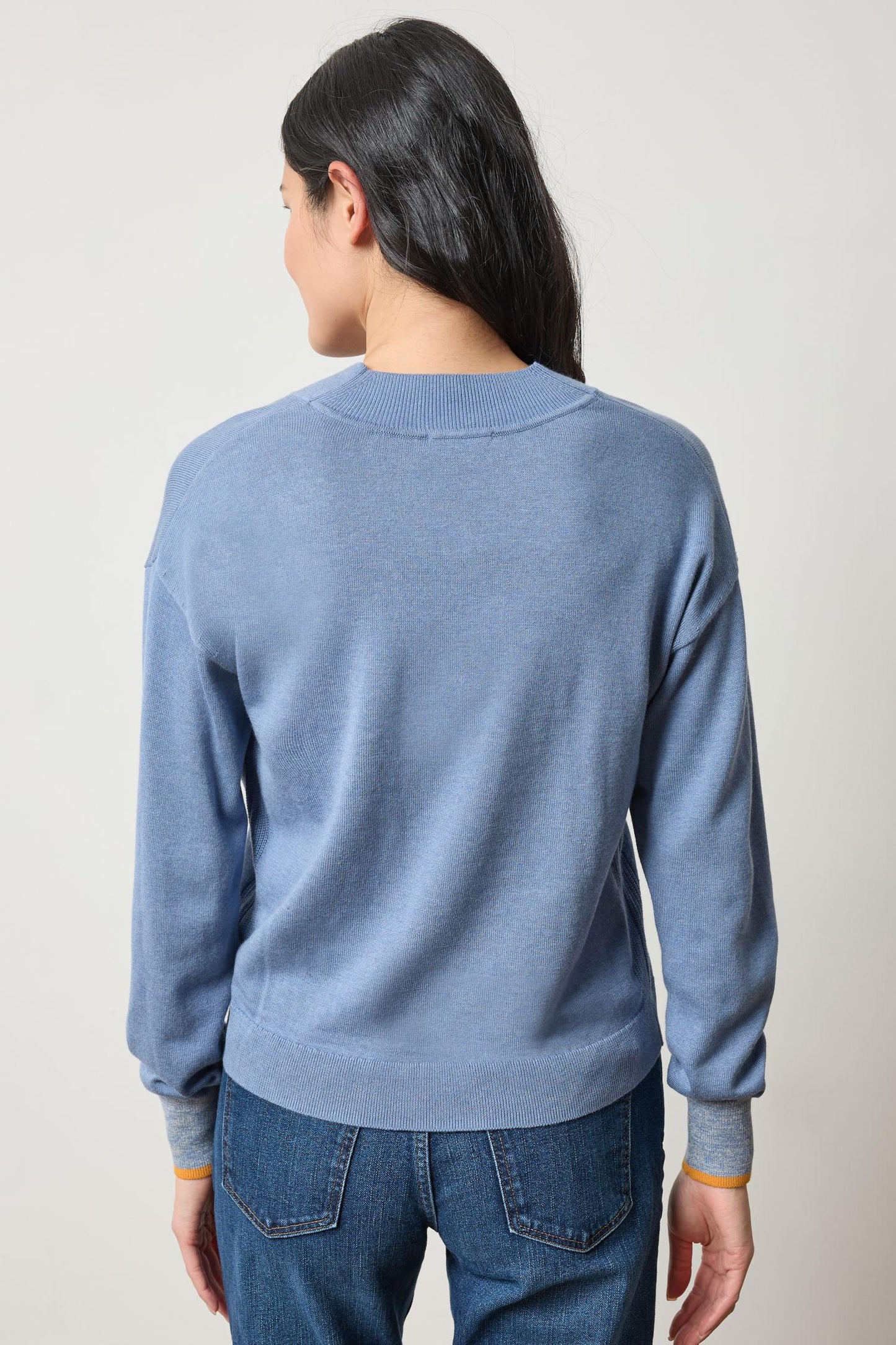 
                  
                    Lilla P | V-Neck Pullover Sweater | 3065
                  
                