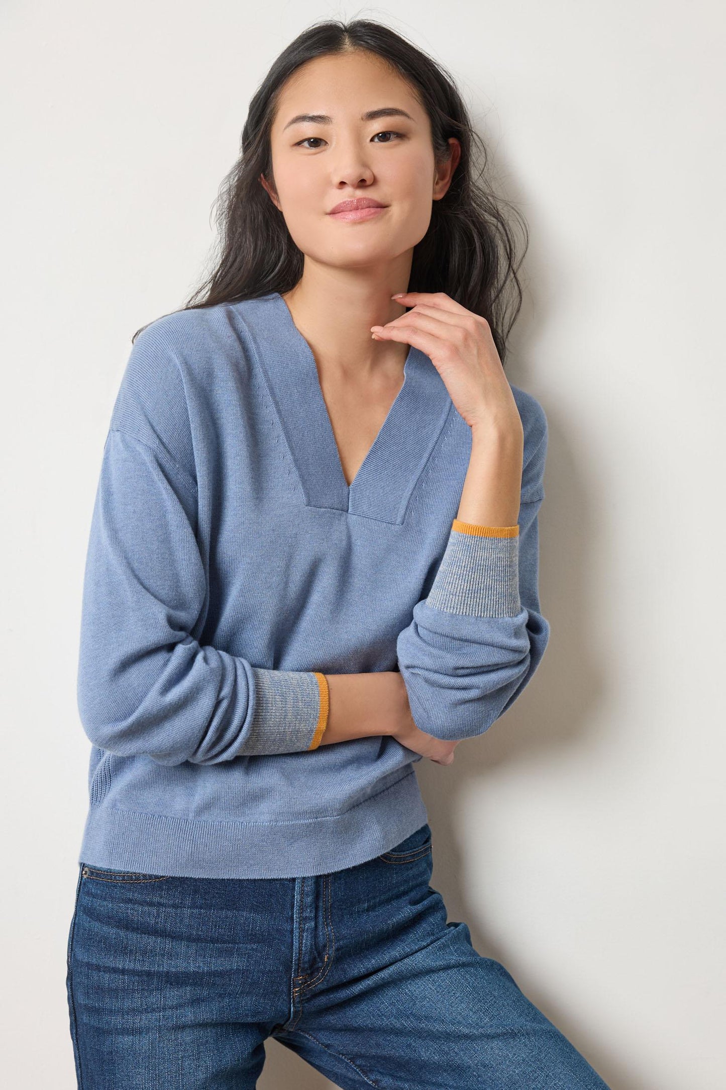 
                  
                    Lilla P | V-Neck Pullover Sweater | 3065
                  
                