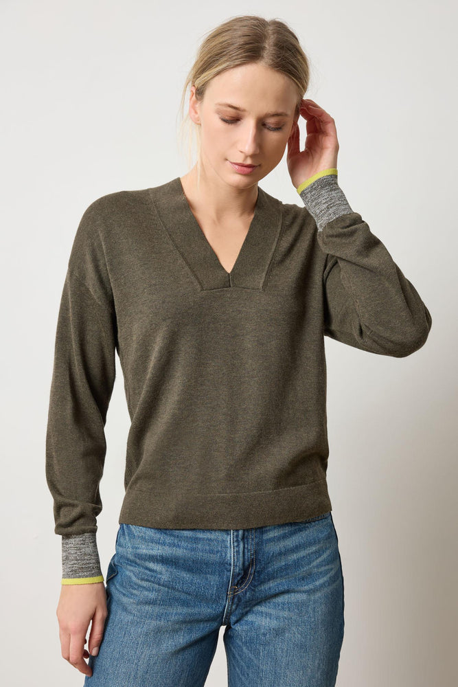 
                  
                    Lilla P | V-Neck Pullover Sweater | 3065
                  
                