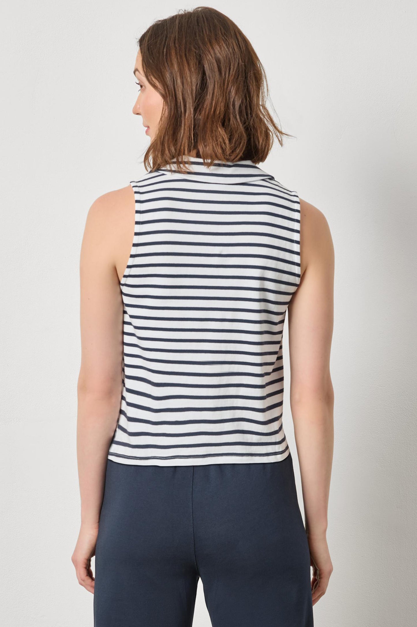 
                  
                    Lilla P | Sleeveless Collared Top | 3333
                  
                