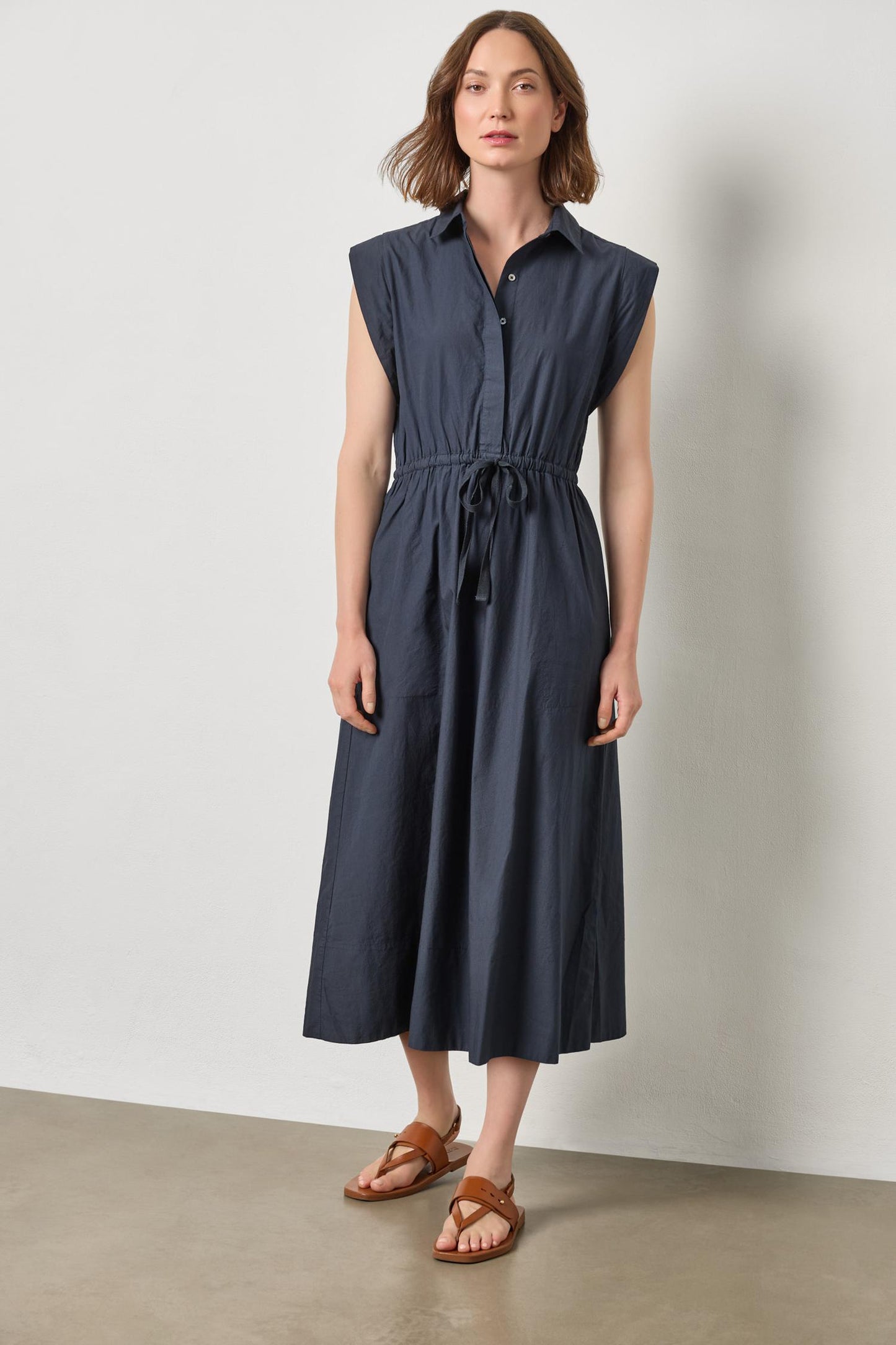 
                  
                    Lilla P | Gusset Sleeve Maxi Dress | Navy
                  
                