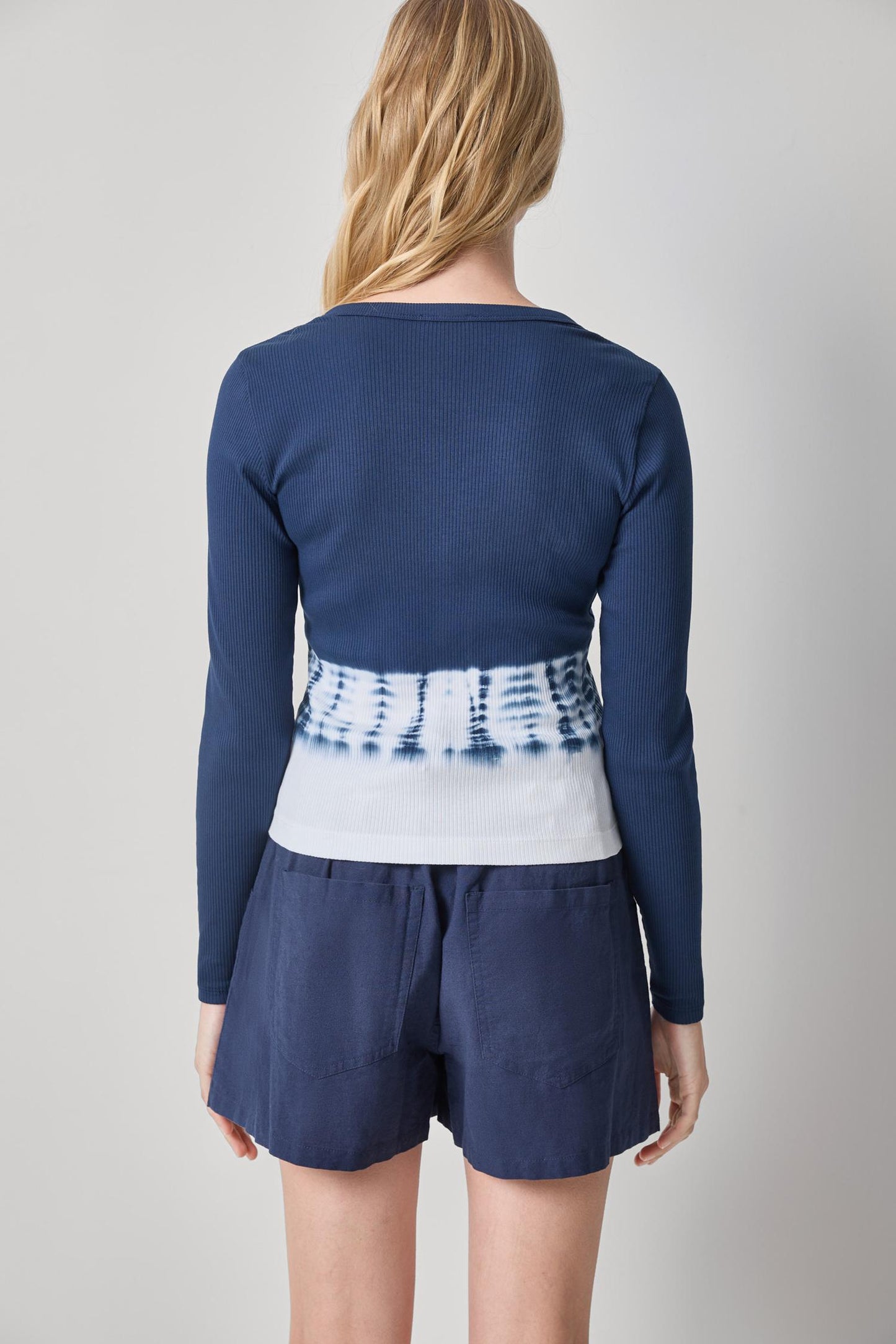 
                  
                    Lillla P | V-Neck Cardigan | Navy | 3393
                  
                