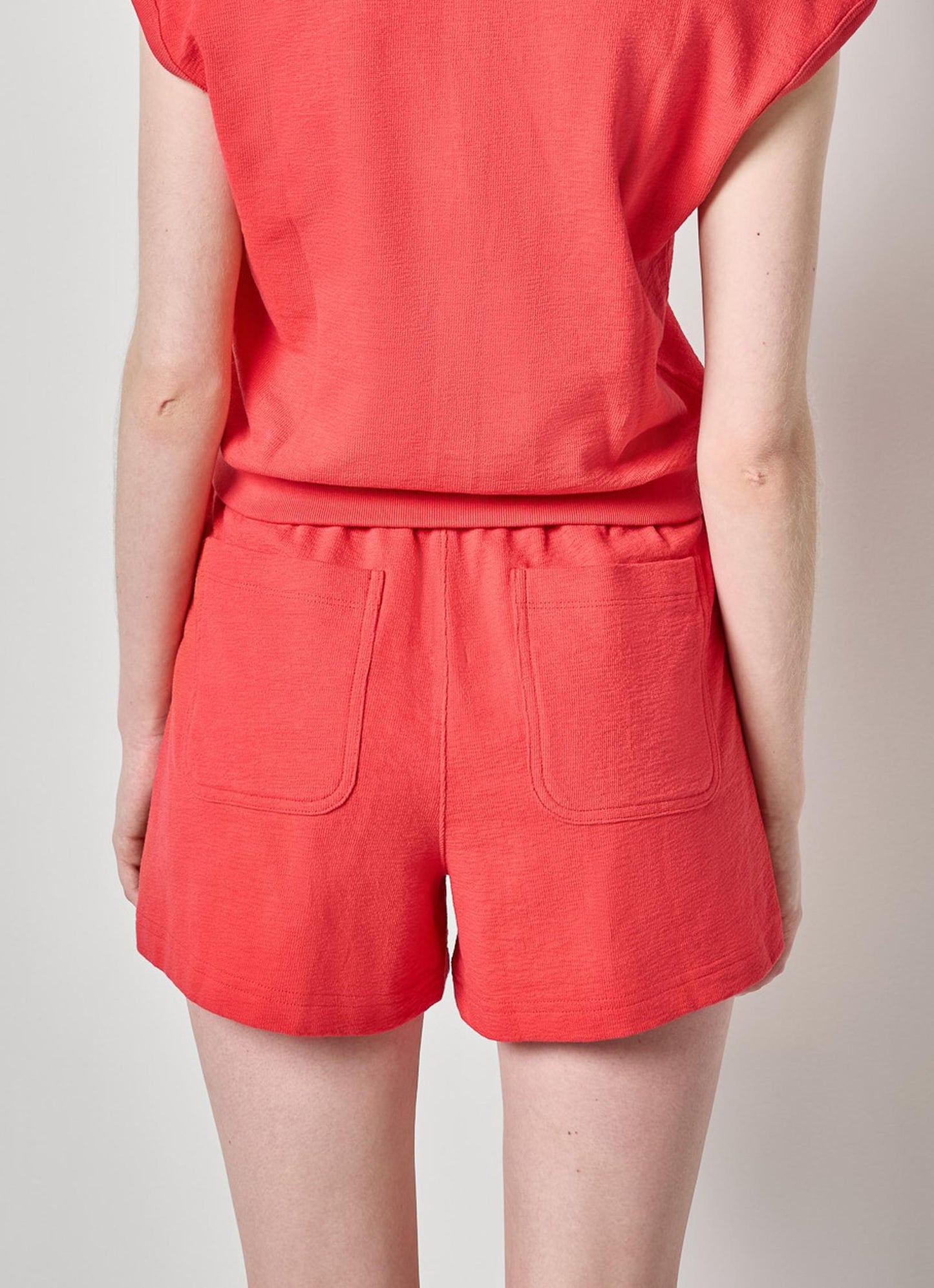 
                  
                    Lilla P | Front Seam Short | 3396
                  
                