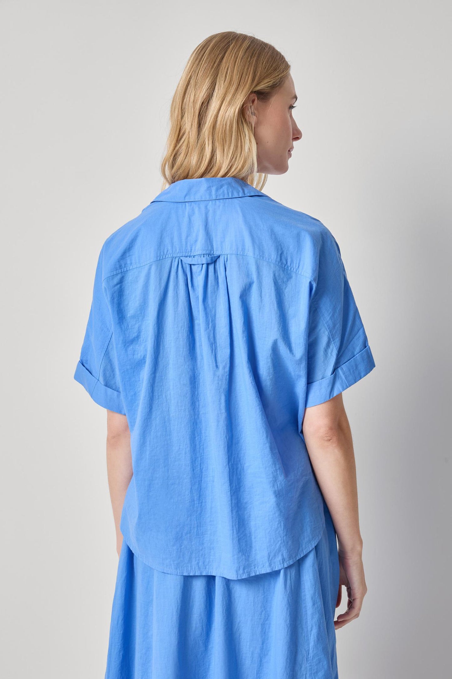 
                  
                    Lilla P | Elbow Sleeve Button Down | 3439
                  
                