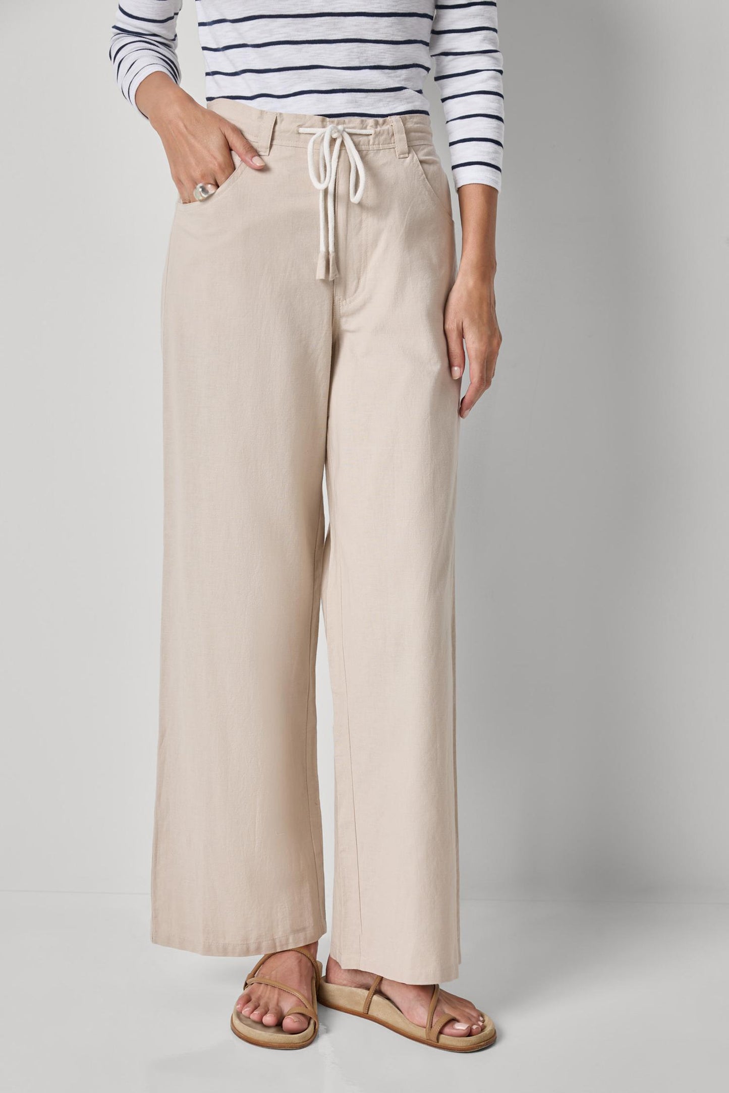 
                  
                    Lilla P | Linen Blend Pant | Bamboo
                  
                