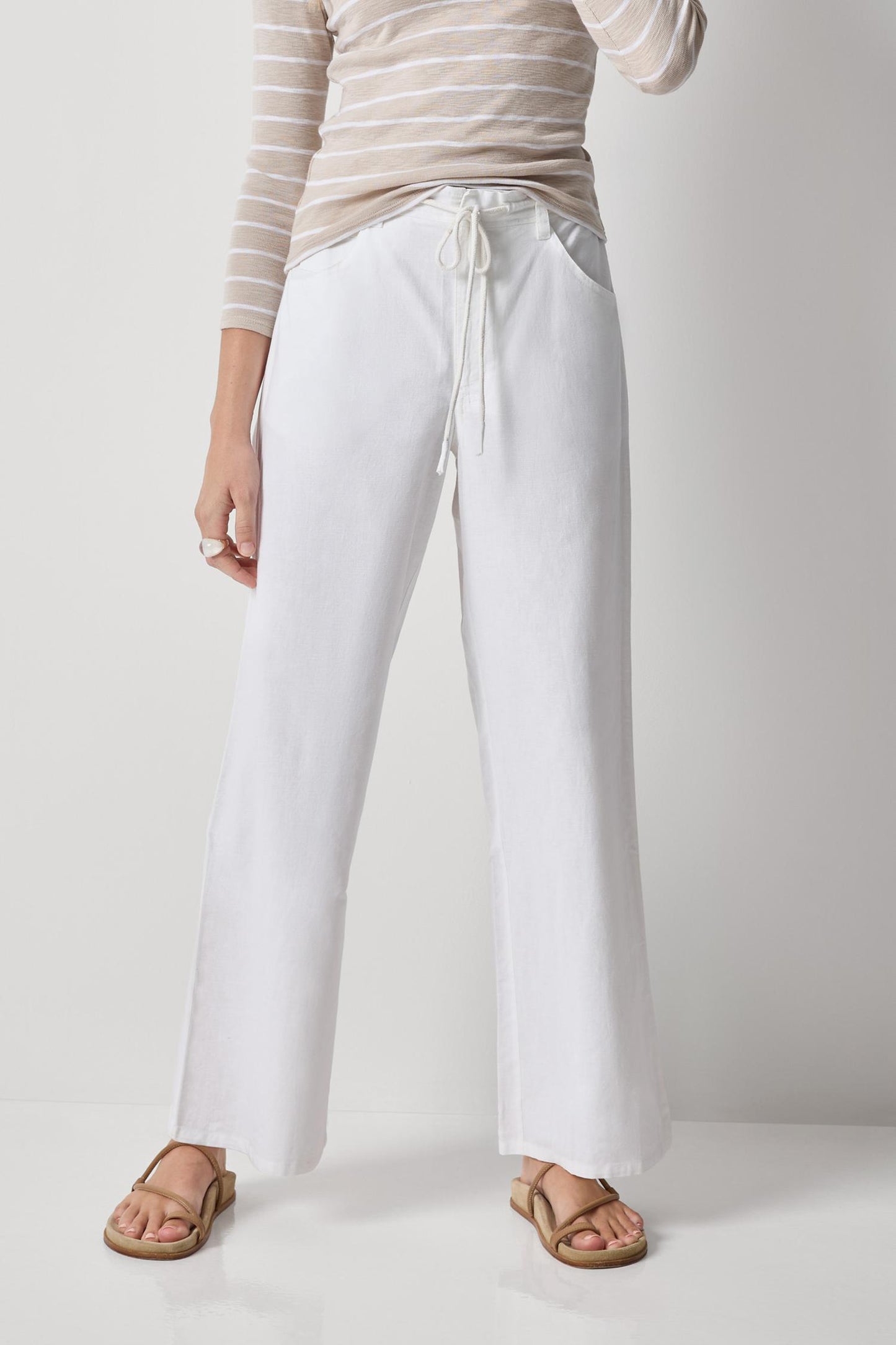 
                  
                    Lilla P | Linen Blend Pant | White
                  
                
