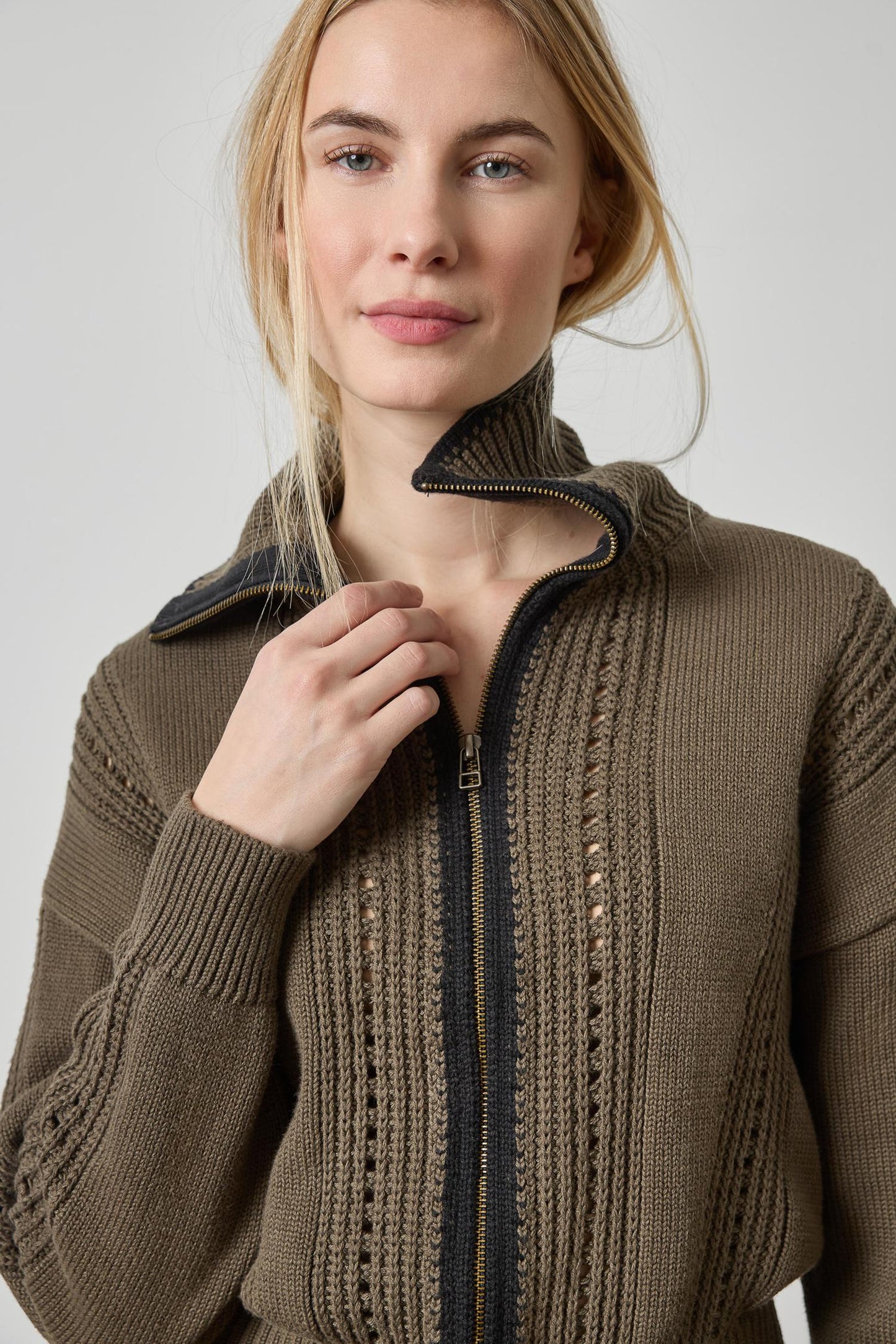 
                  
                    Lilla P | Contrast Collar Zip Cardigan | Olive | 3502
                  
                