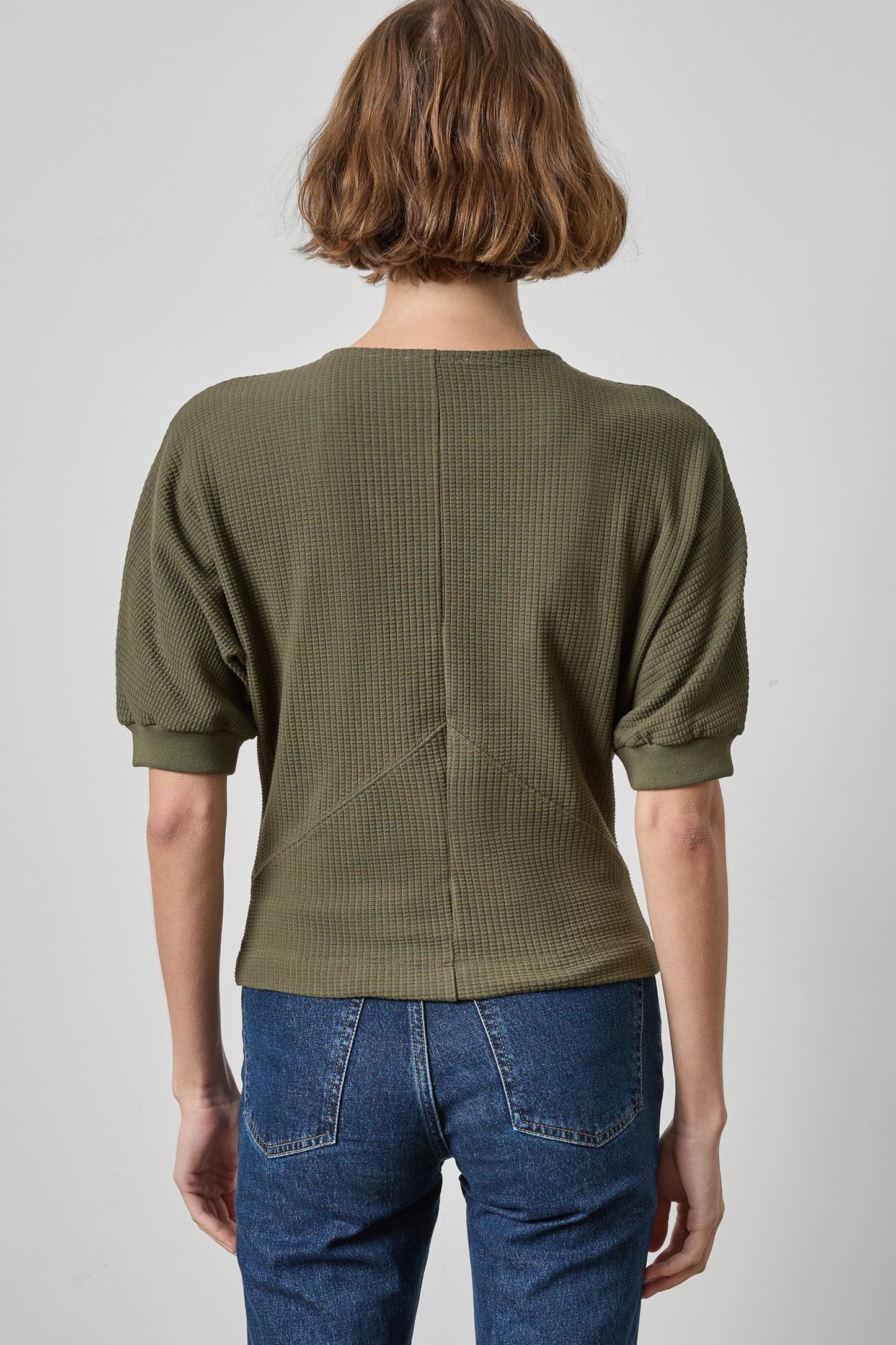 
                  
                    Lilla P | Seamed V-Neck Top | 3527
                  
                