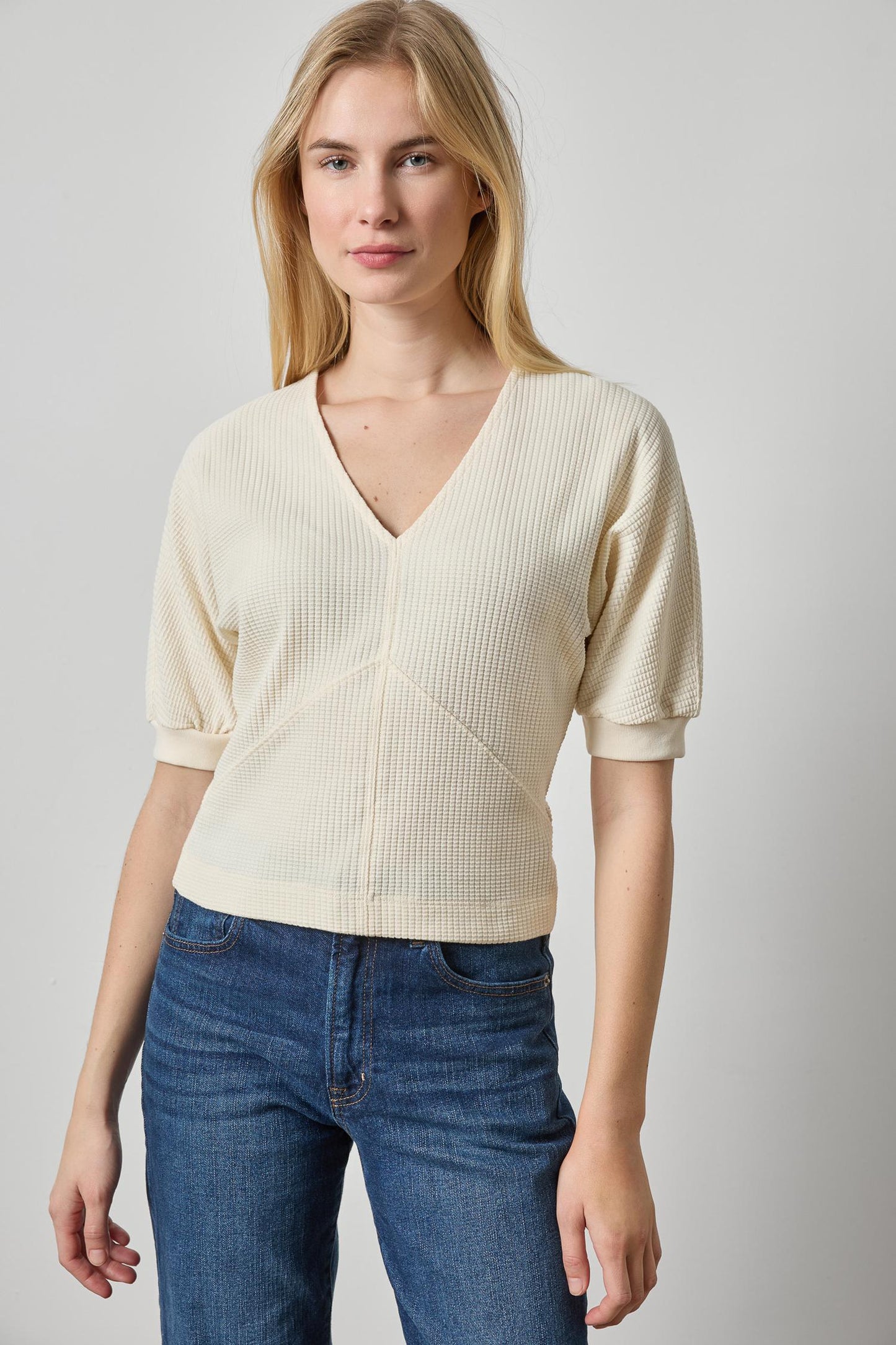 
                  
                    Lilla P | Seamed V-Neck Top | 3527
                  
                