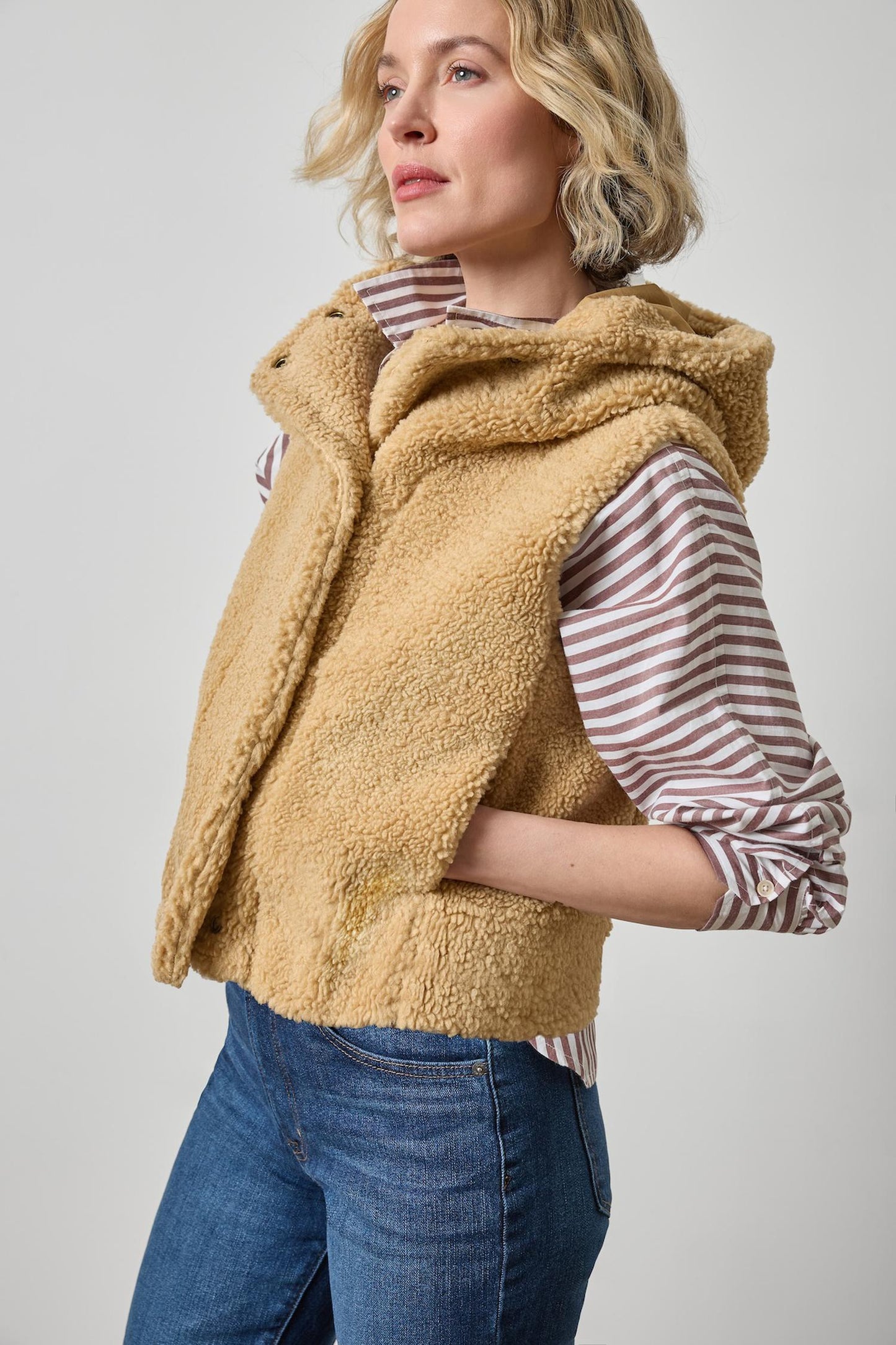 
                  
                    Lilla P | Hooded Sherpa Vest | 3548
                  
                