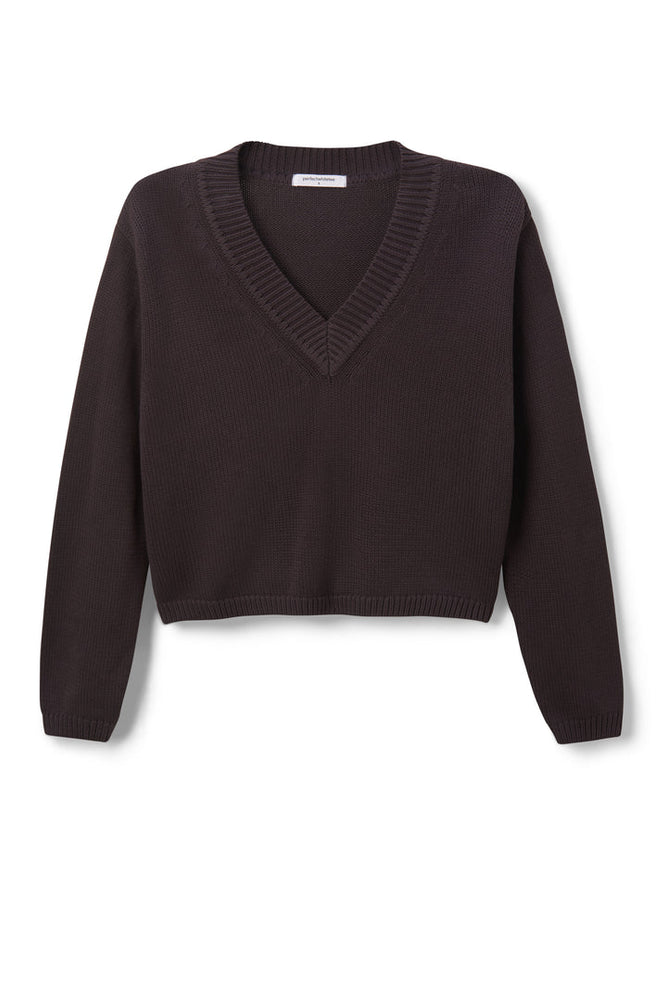 
                  
                    Perfect White Tee | Addie L/S VNeck Sweater | Cocoa Powder
                  
                